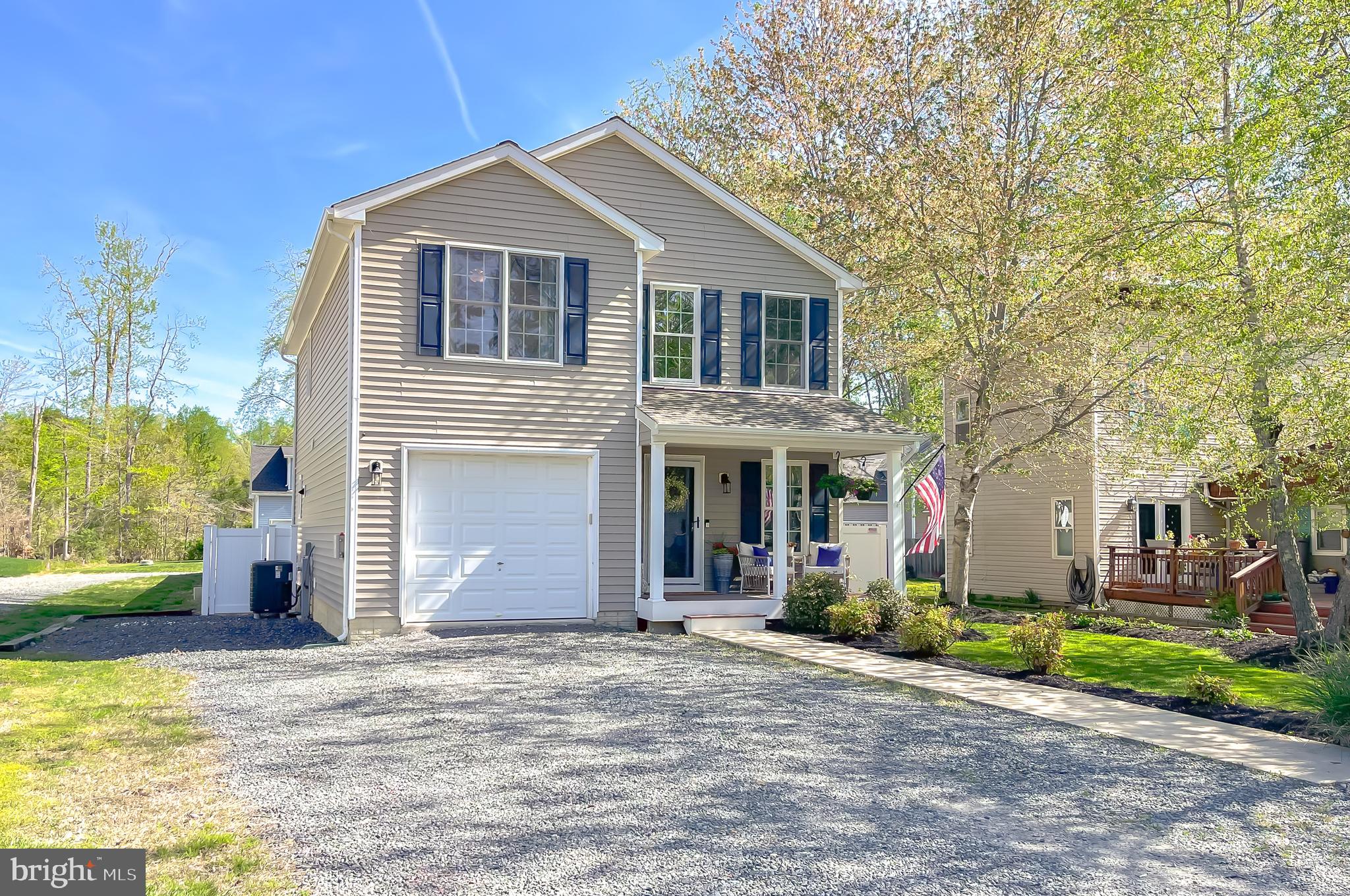 808 CEDAR AVENUE
