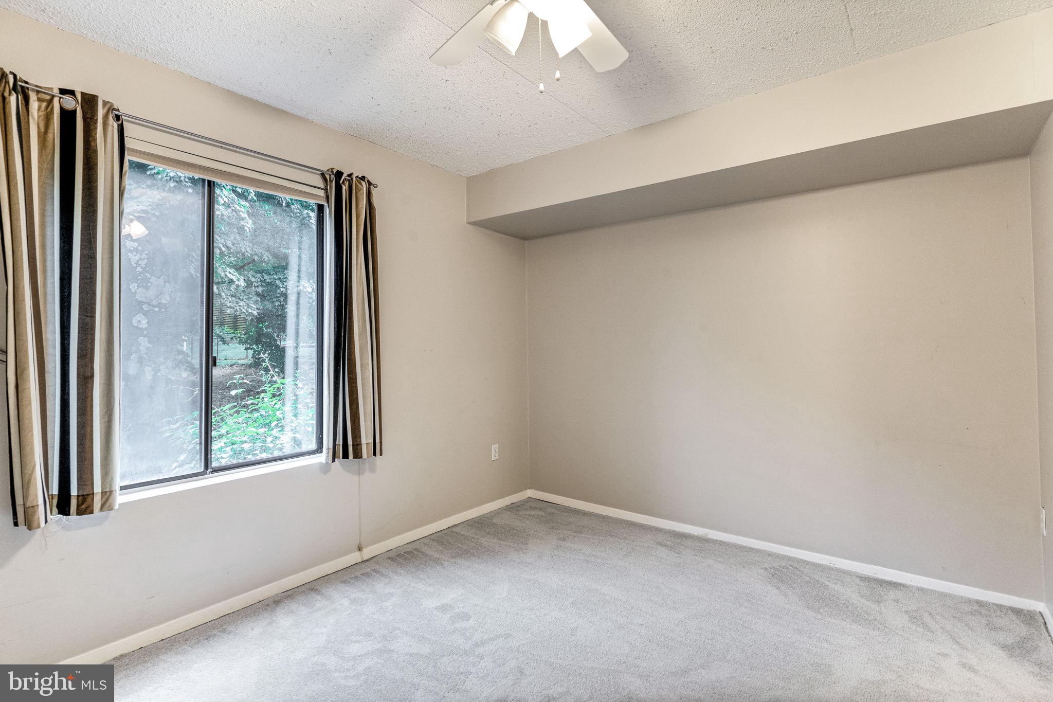 SENTINEL OF LANDMARK - Residential Lease