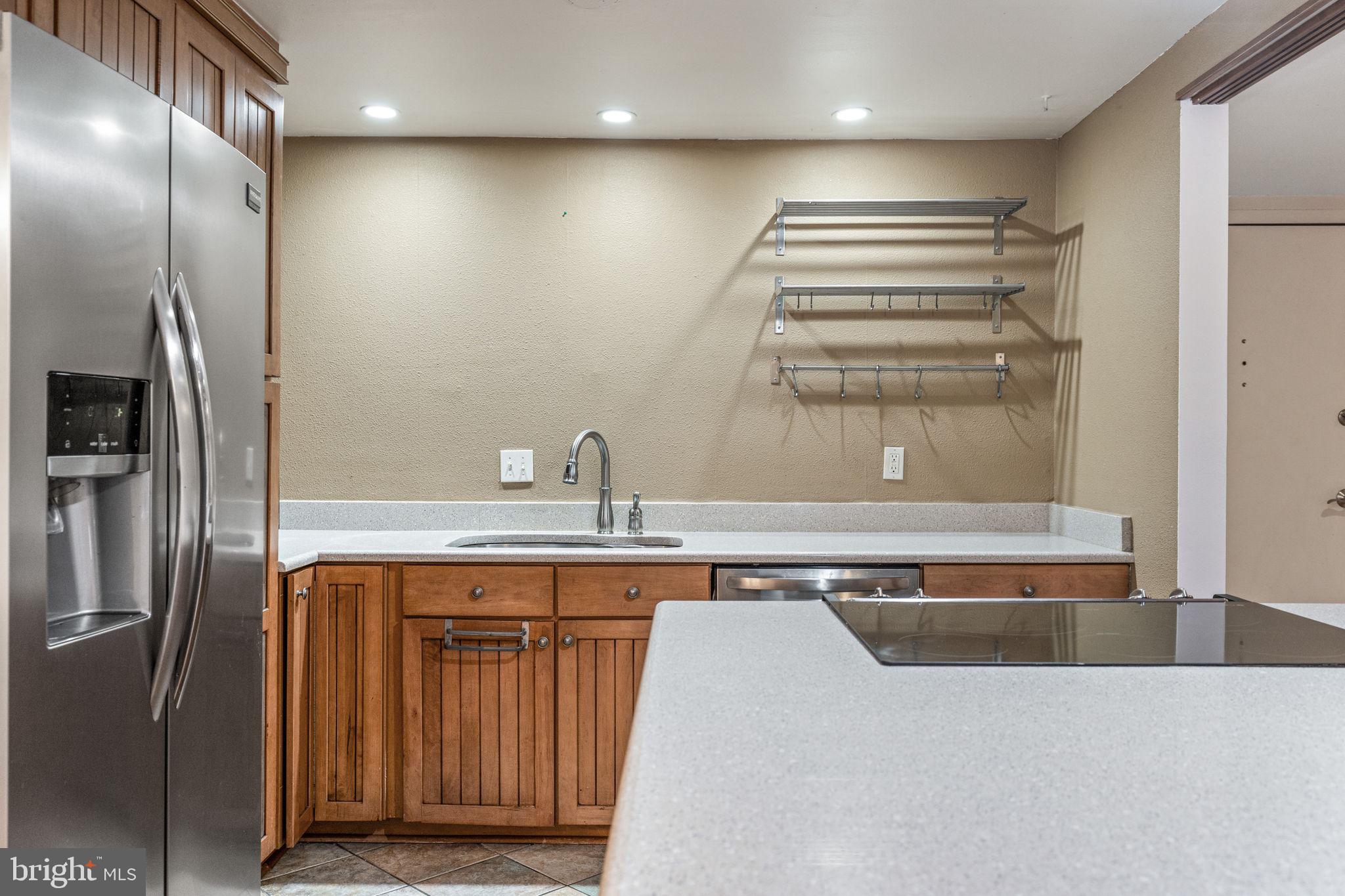 SENTINEL OF LANDMARK - Residential Lease