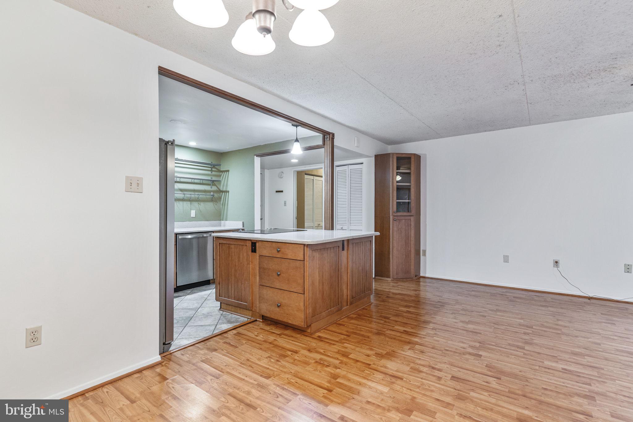 SENTINEL OF LANDMARK - Residential Lease