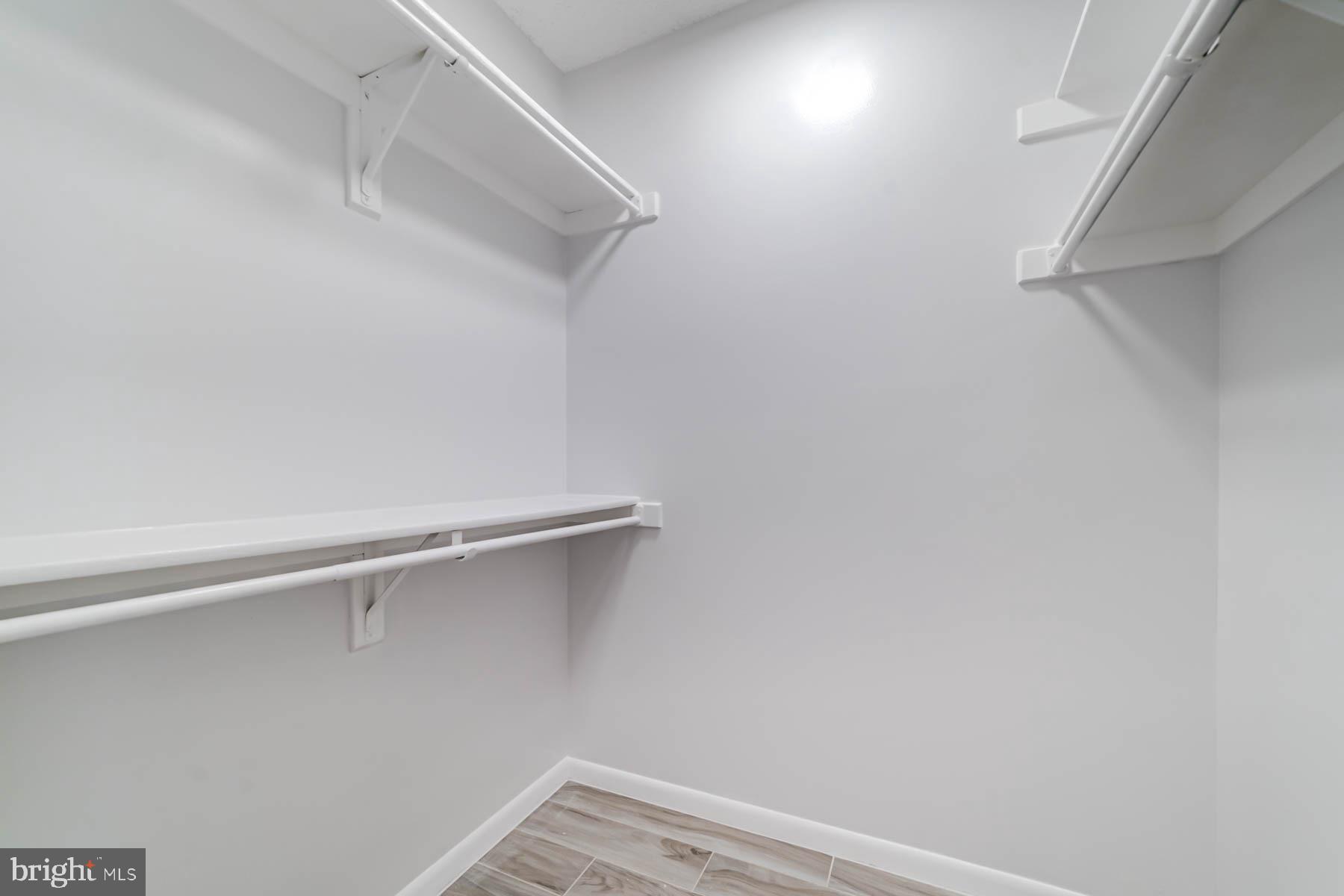 SKYLINE SQUARE CONDO - Residential Lease