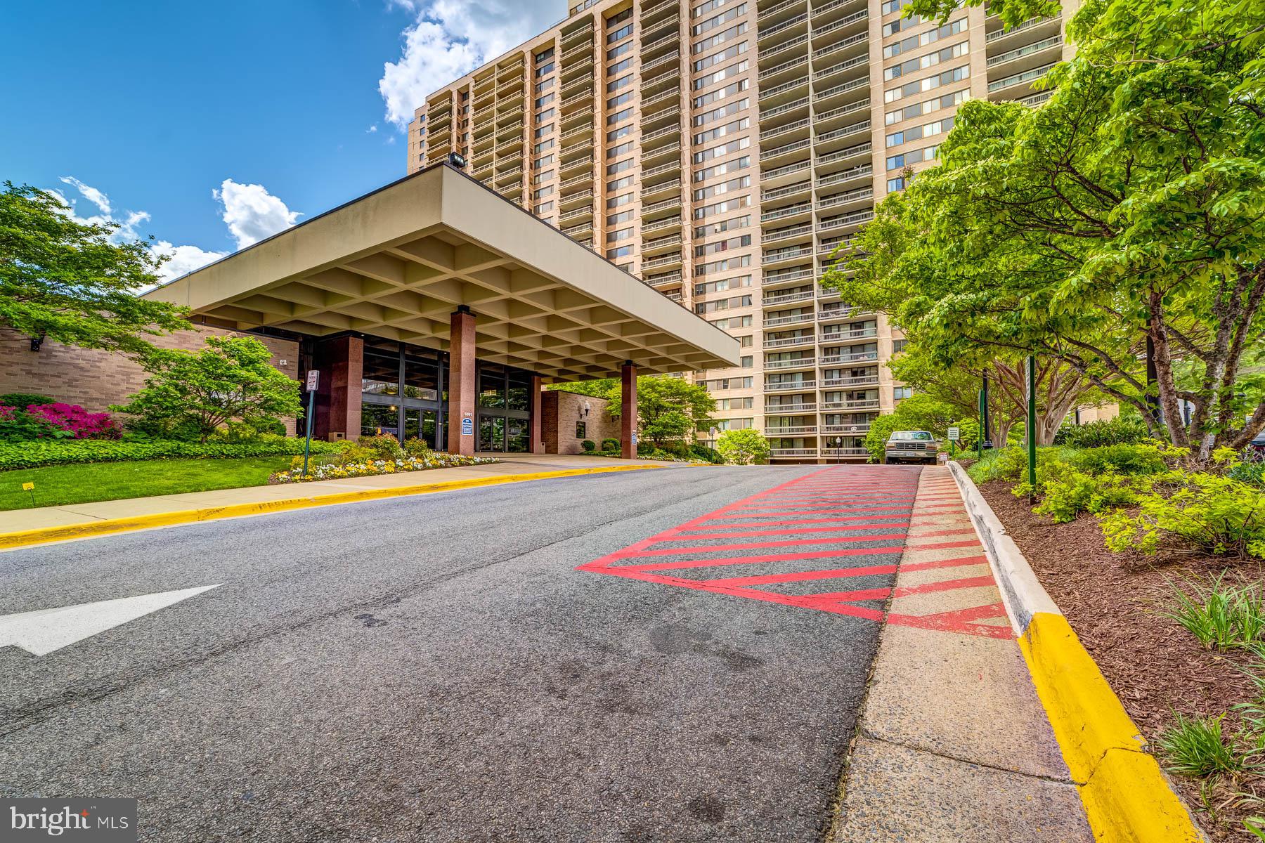 SKYLINE SQUARE CONDO - Residential Lease