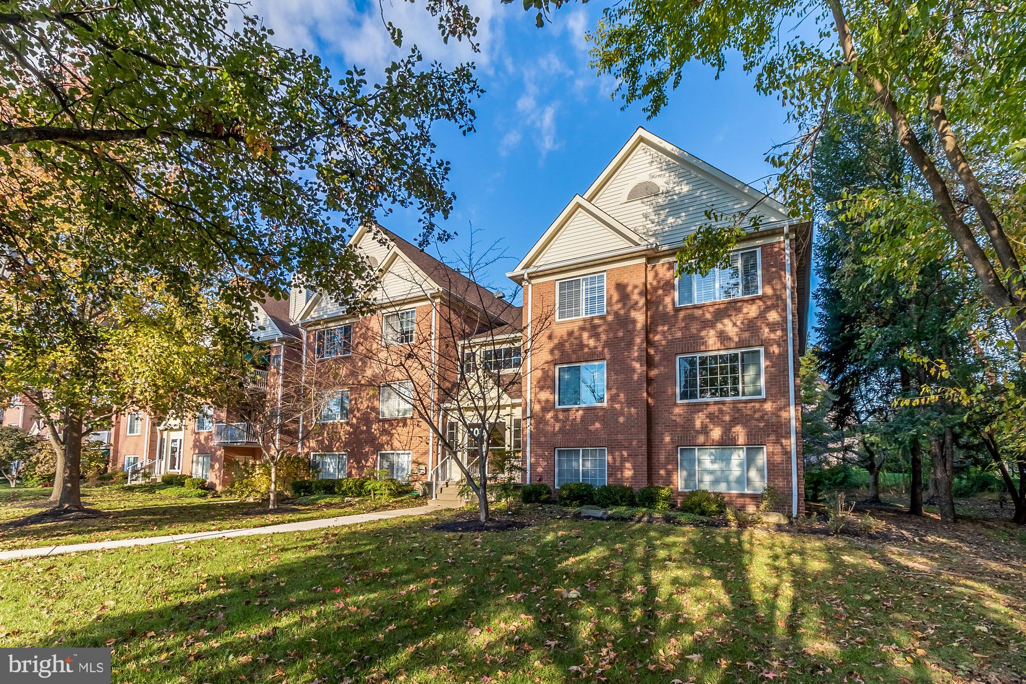 KILCOLMAN GARDEN - Residential Lease