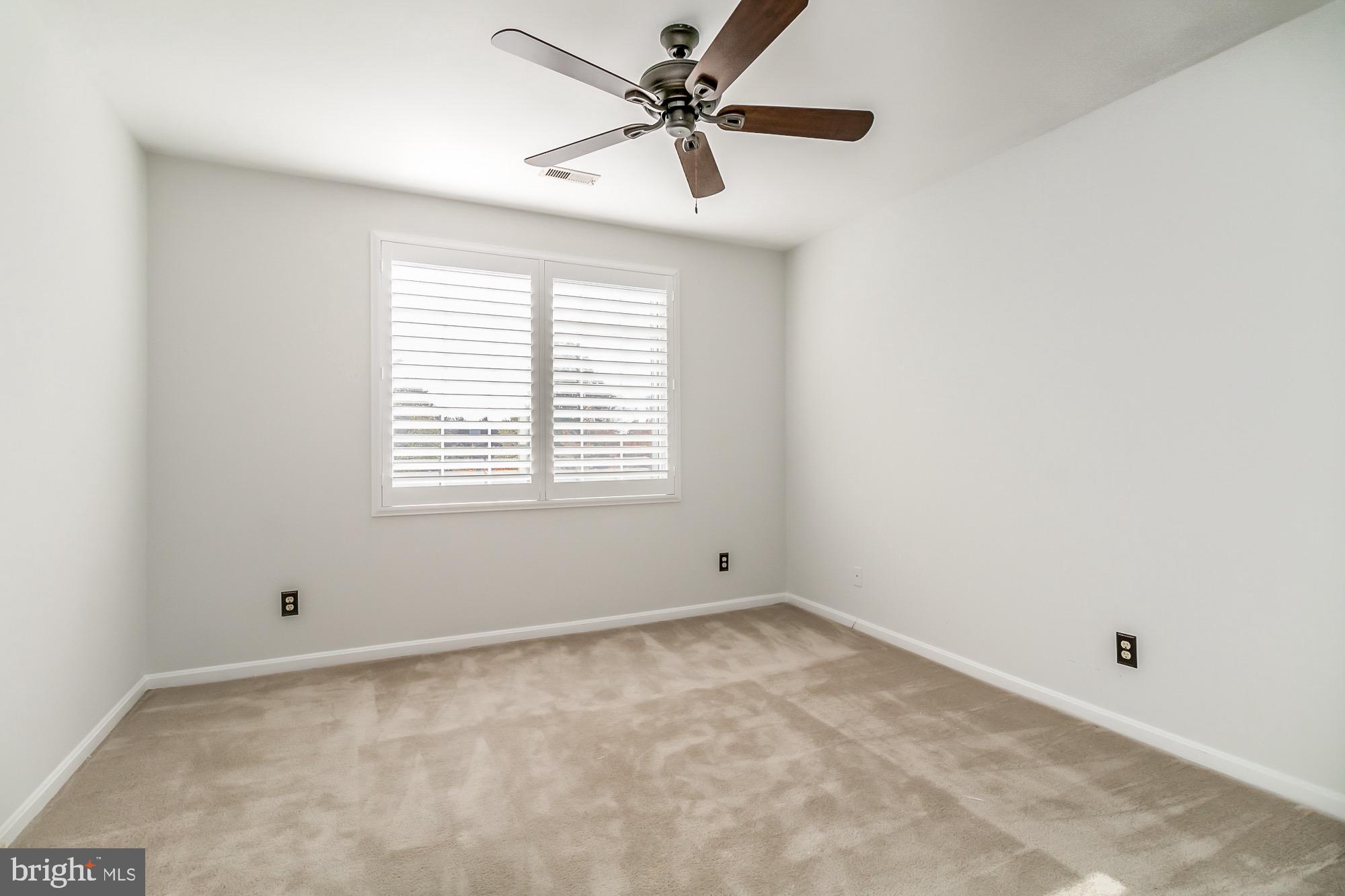 KILCOLMAN GARDEN - Residential Lease