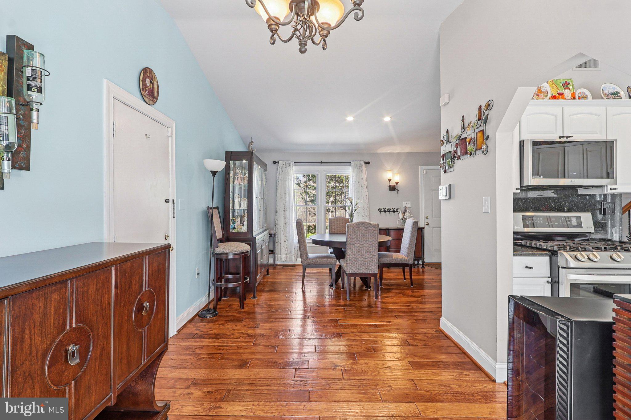 FAIR OAKS FARMS - Residential