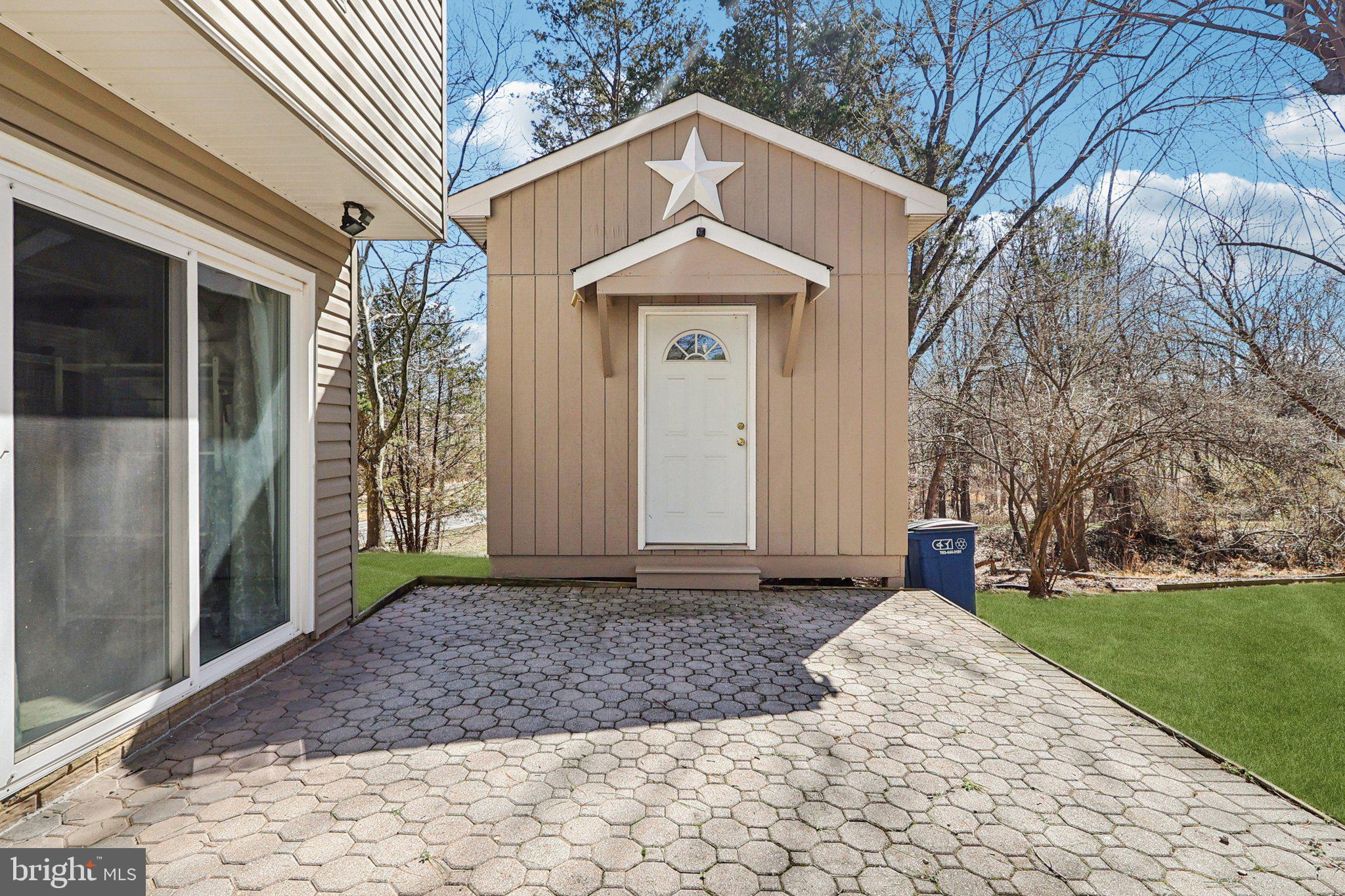 FAIR OAKS FARMS - Residential