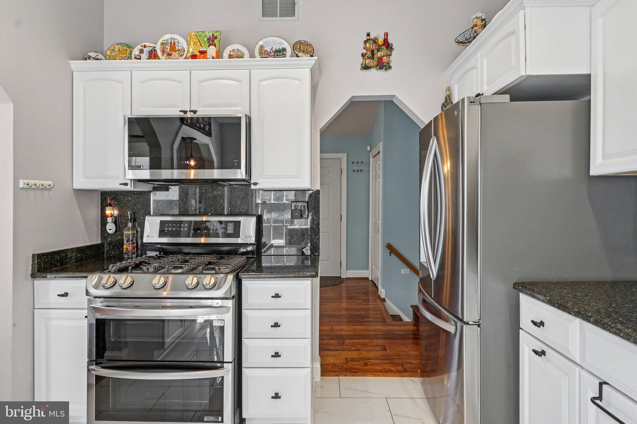 FAIR OAKS FARMS - Residential