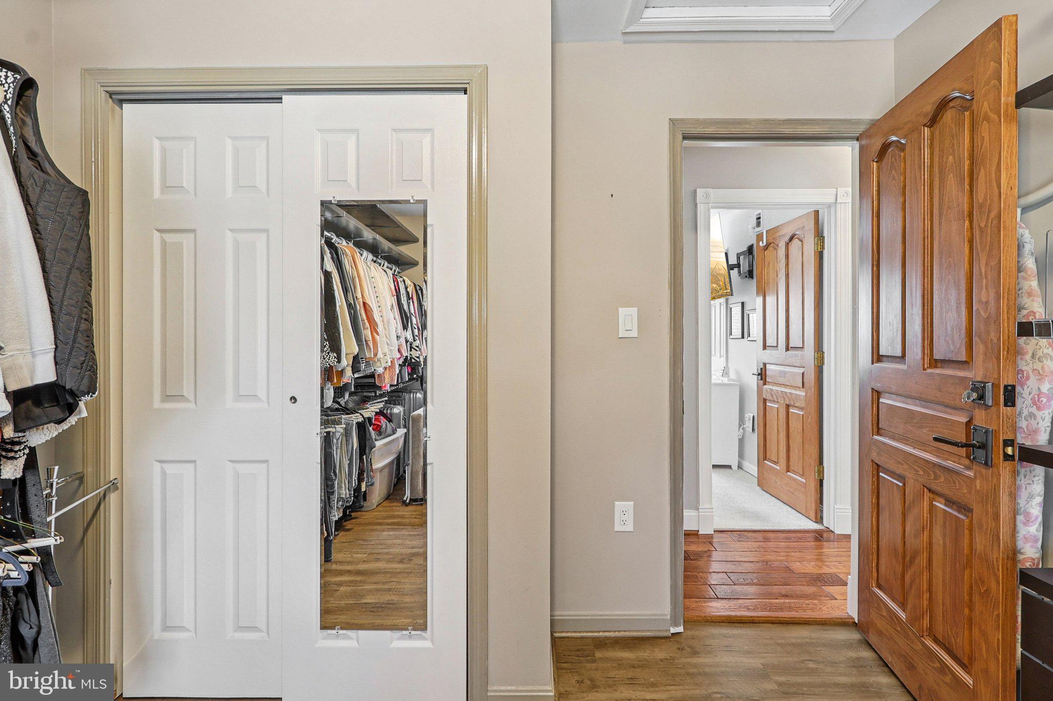 FAIR OAKS FARMS - Residential