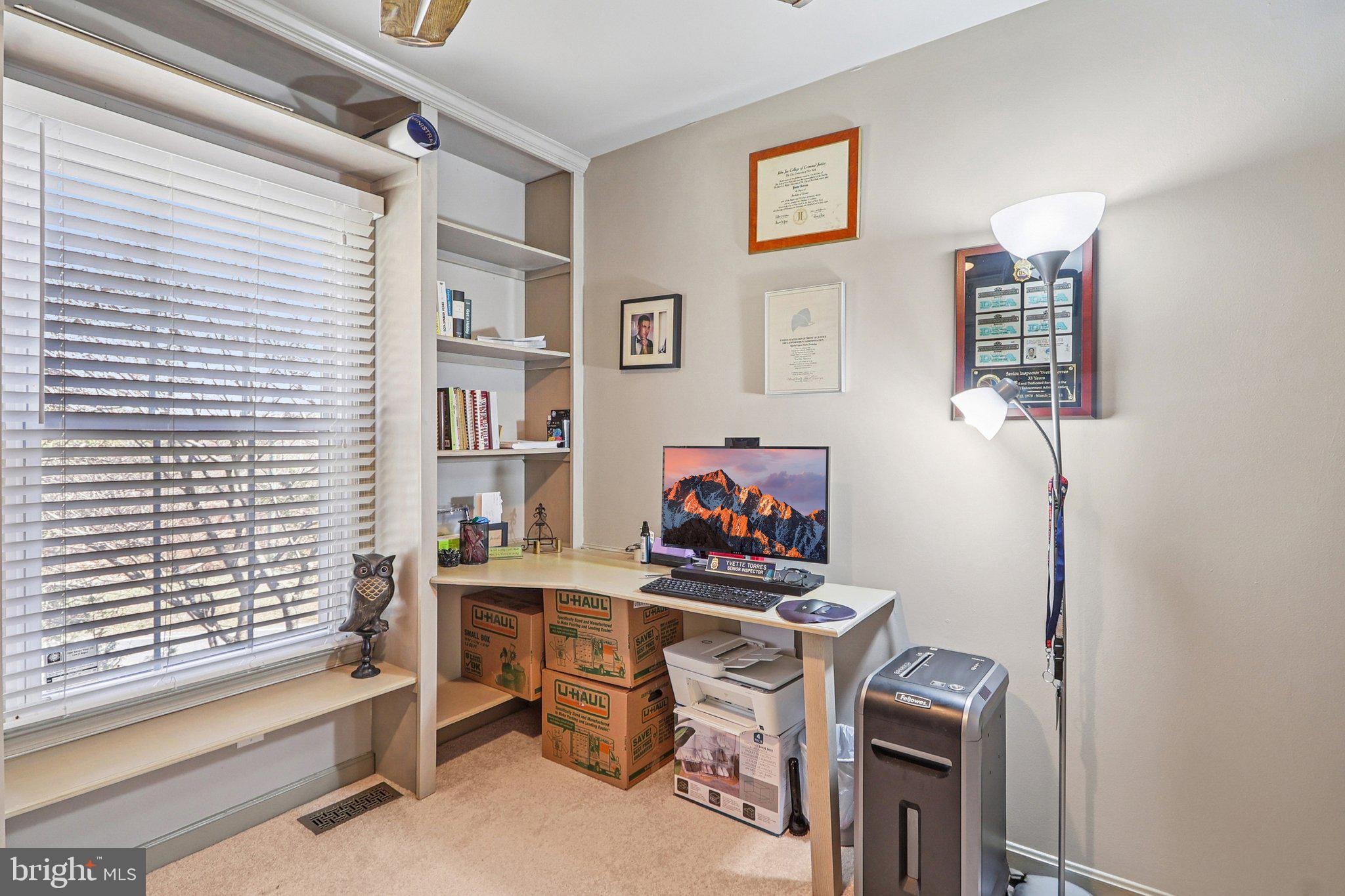 FAIR OAKS FARMS - Residential