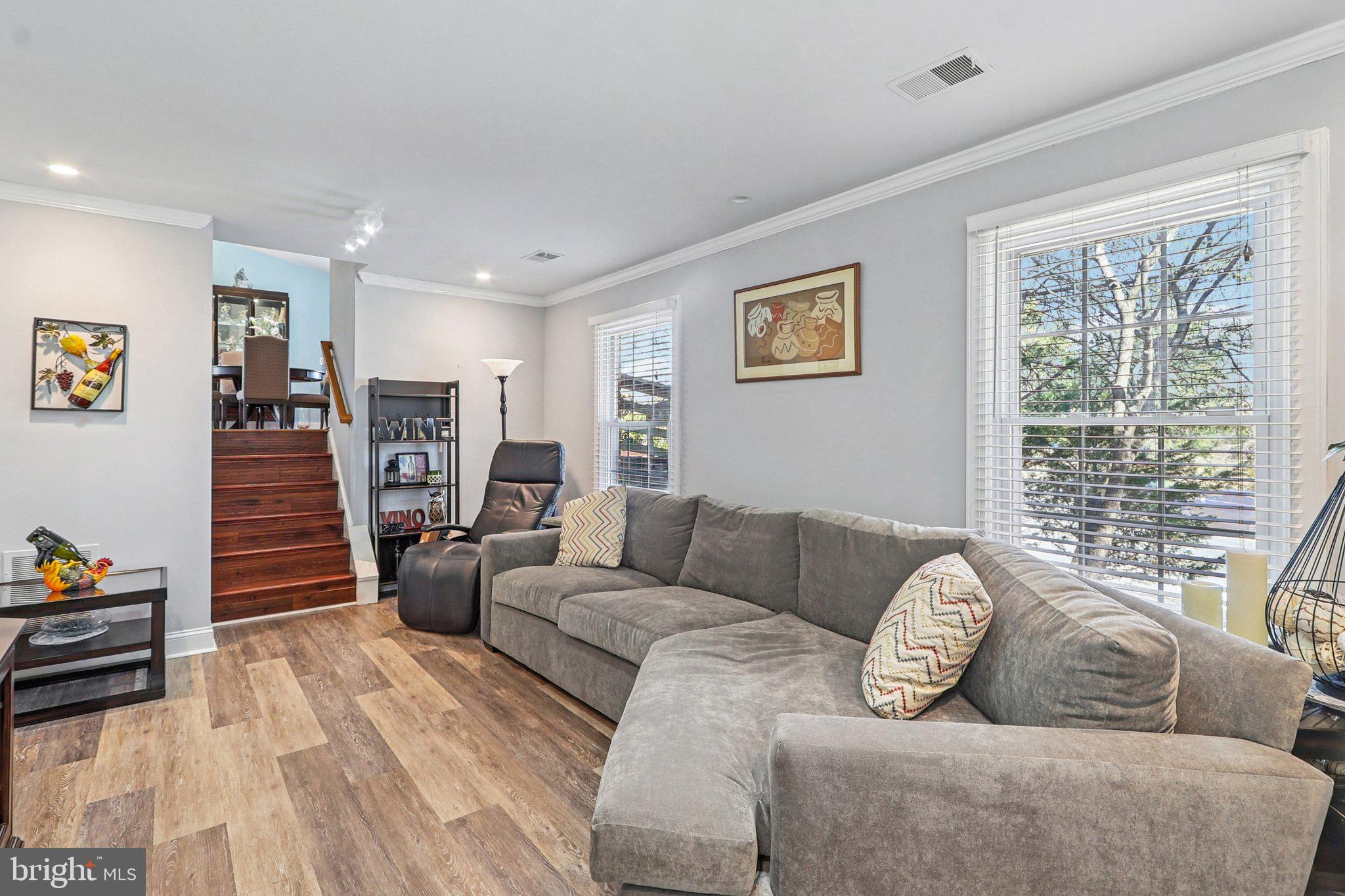 FAIR OAKS FARMS - Residential