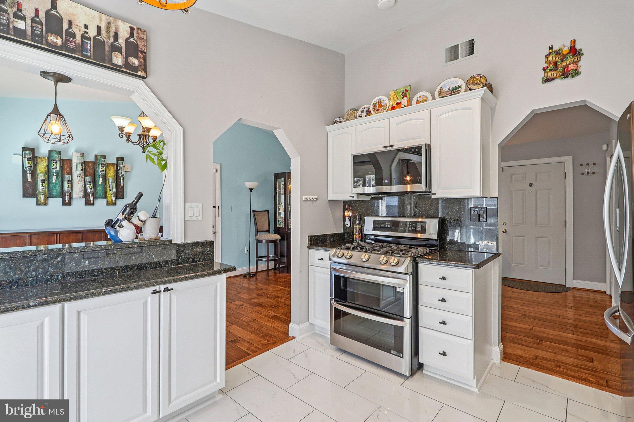 FAIR OAKS FARMS - Residential