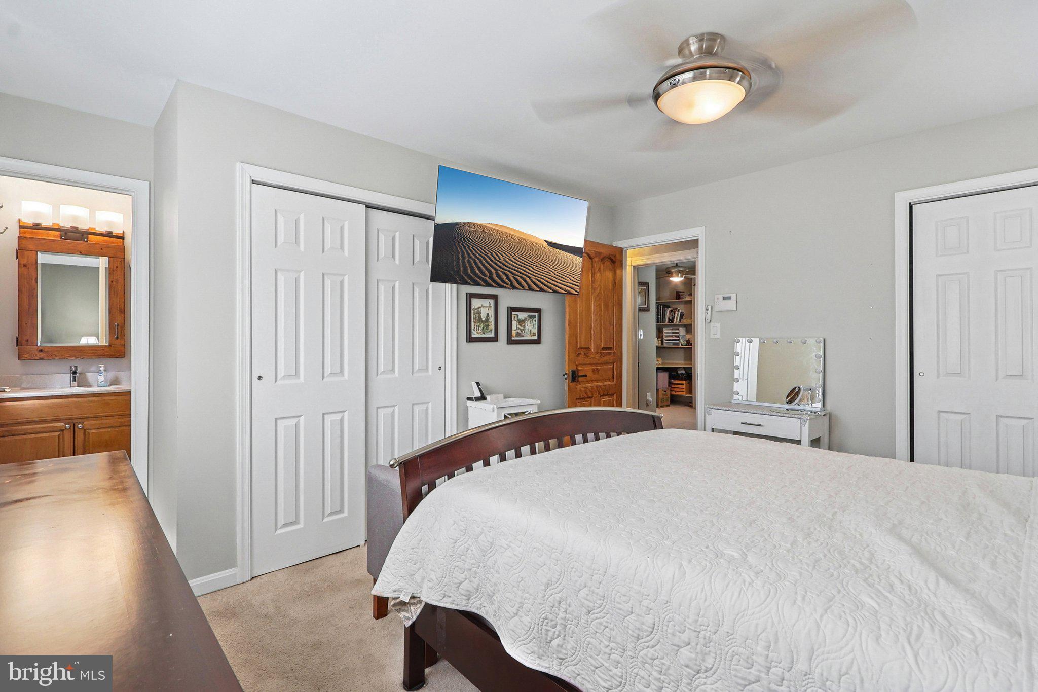 FAIR OAKS FARMS - Residential