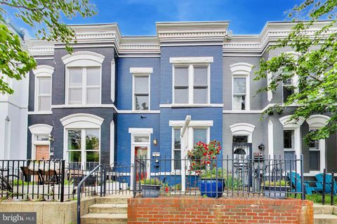 1332 EMERALD STREET NE WASHINGTON DC 20002