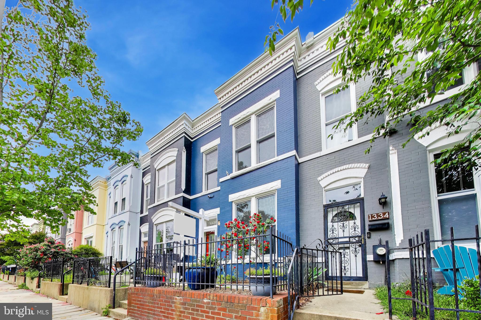 1332 EMERALD STREET NE