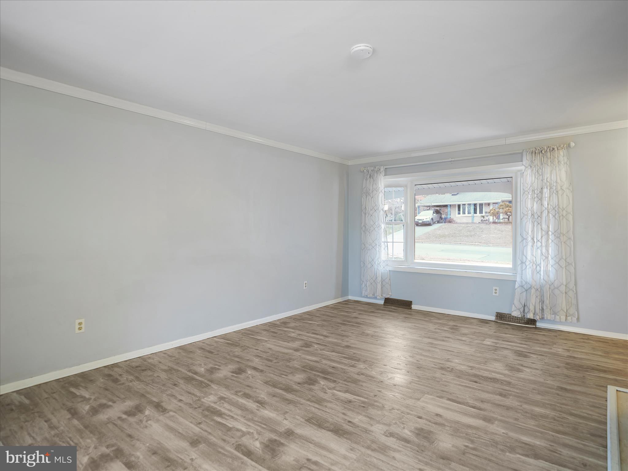 HAGERSTOWN - Residential