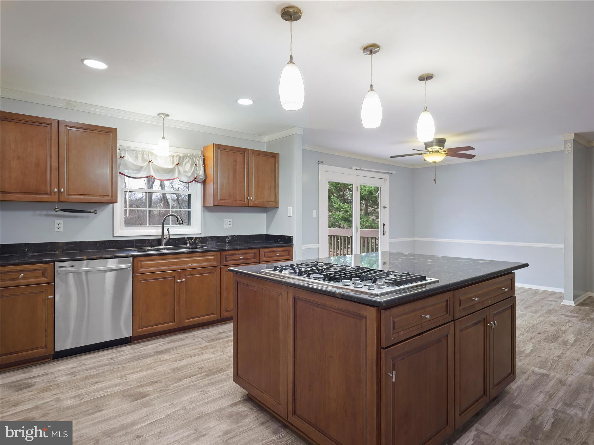 HAGERSTOWN - Residential