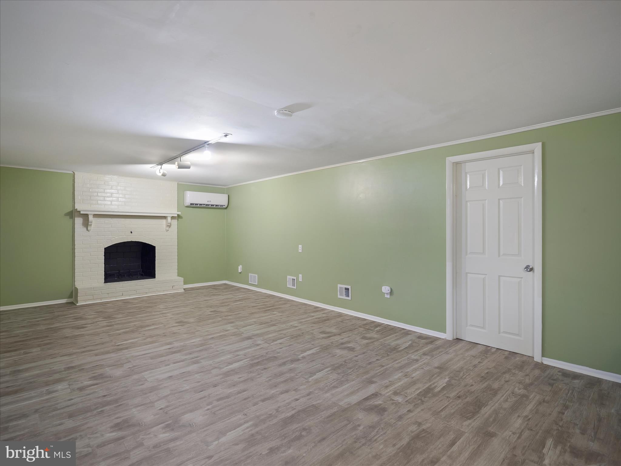 HAGERSTOWN - Residential