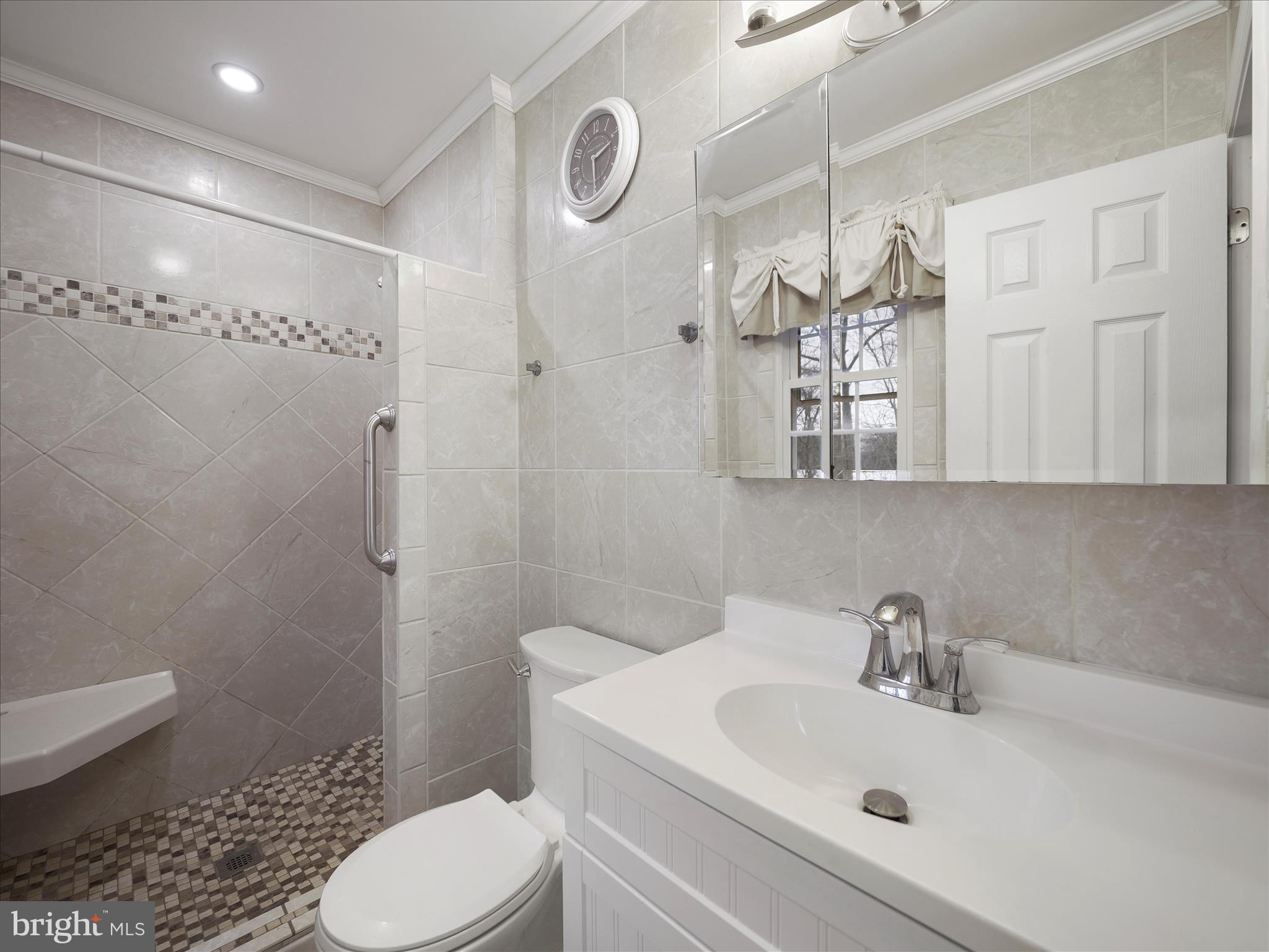 HAGERSTOWN - Residential