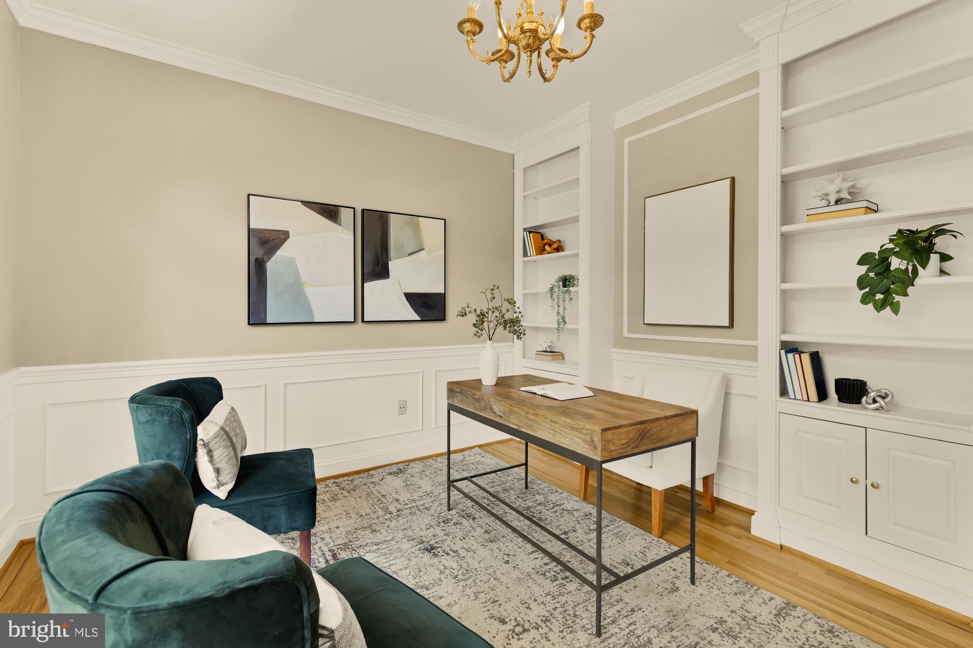 OAKTON HILLS ESTATES - Residential