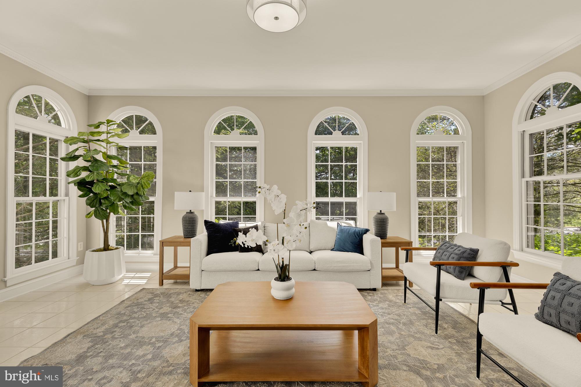 OAKTON HILLS ESTATES - Residential