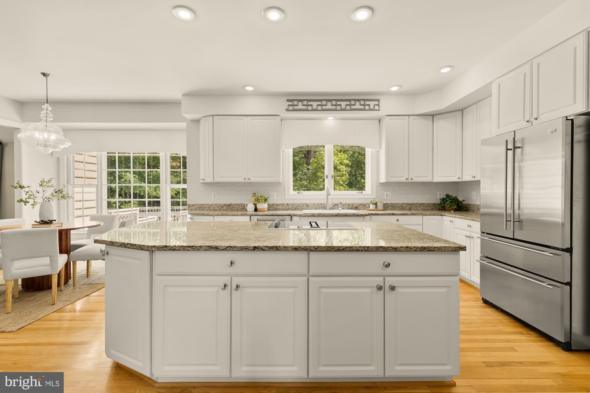 OAKTON HILLS ESTATES - Residential