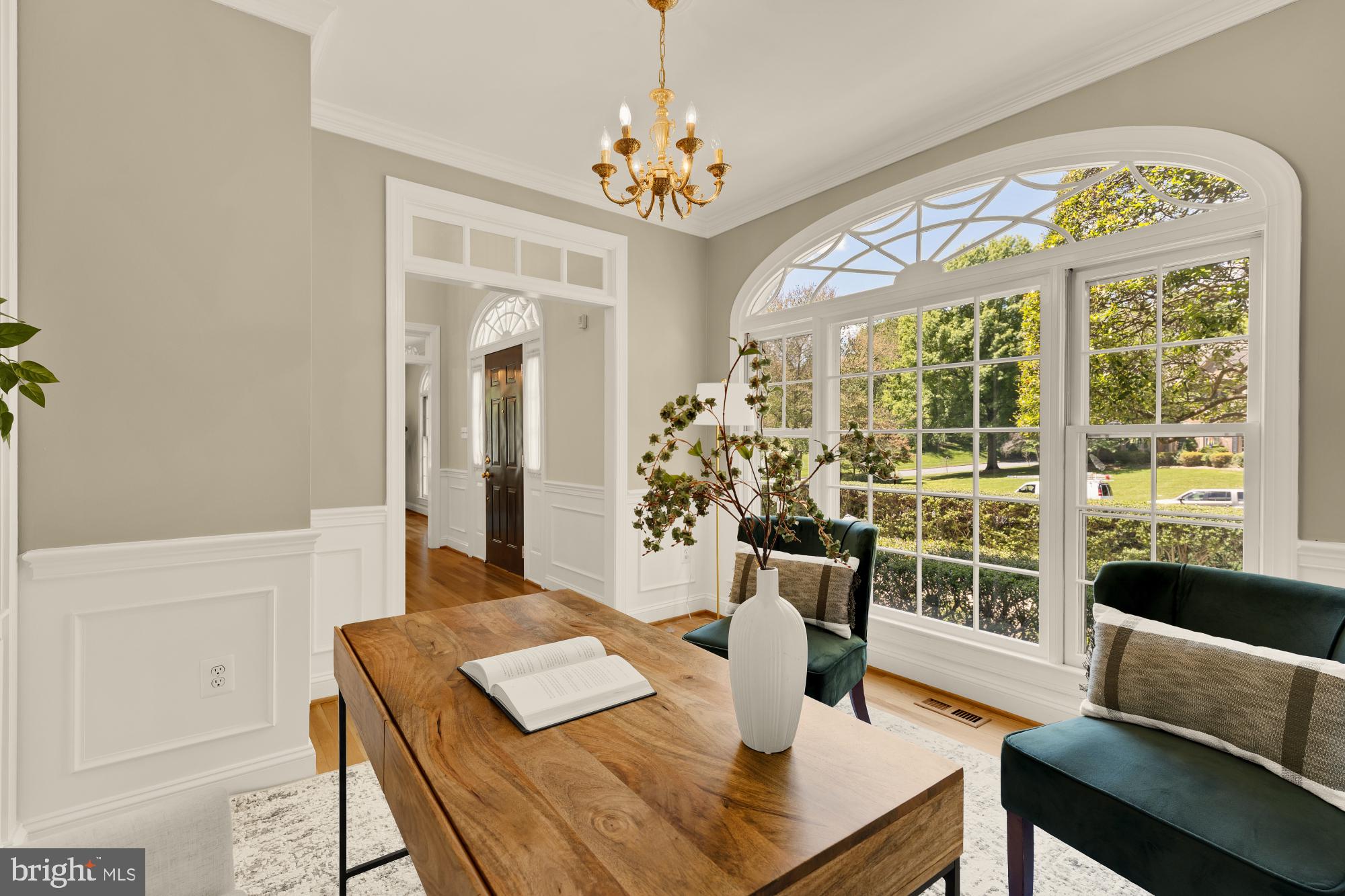 OAKTON HILLS ESTATES - Residential