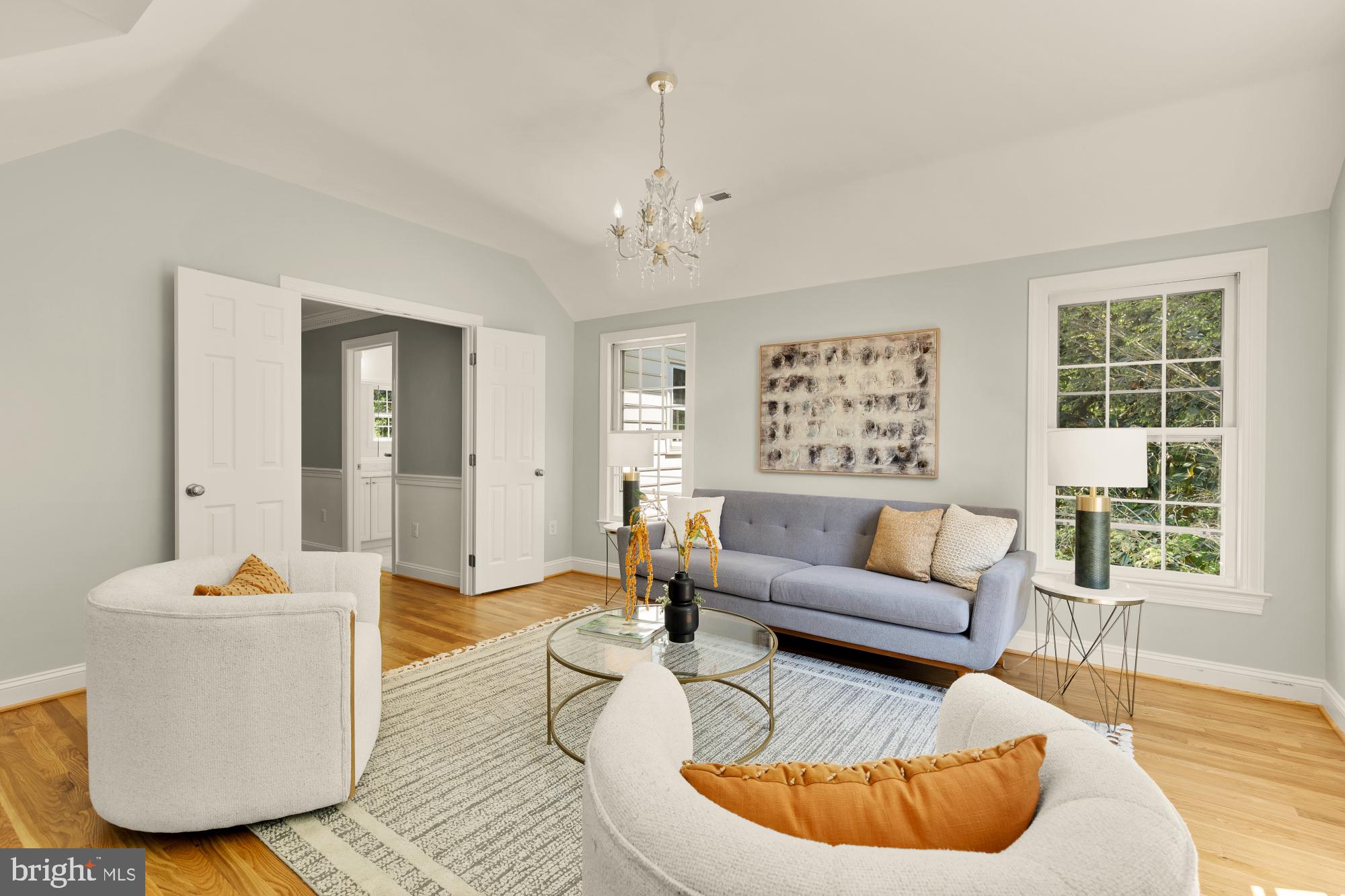 OAKTON HILLS ESTATES - Residential