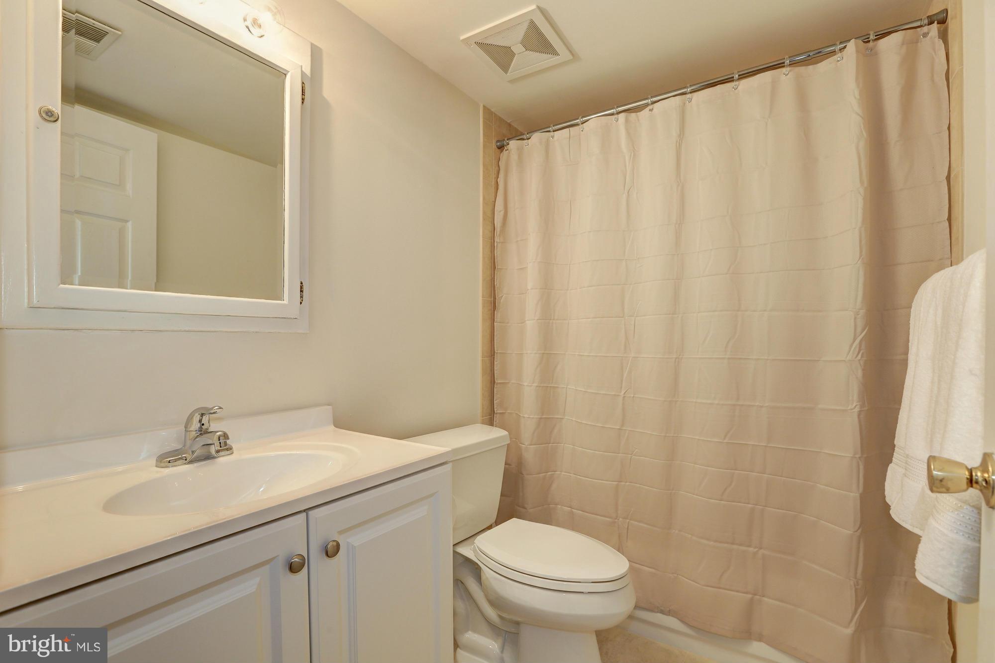 CAPE ST CLAIRE - Residential