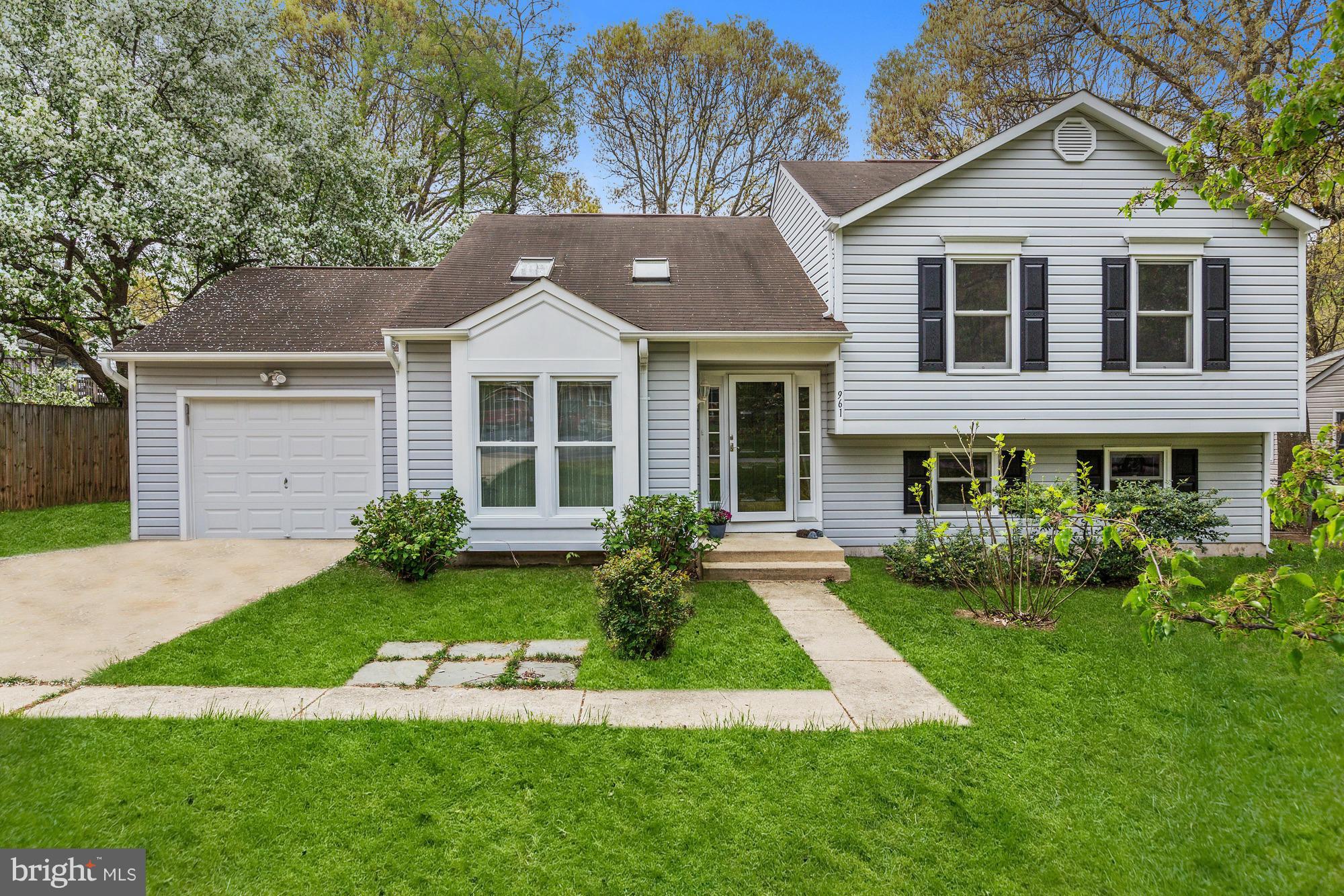 CAPE ST CLAIRE - Residential