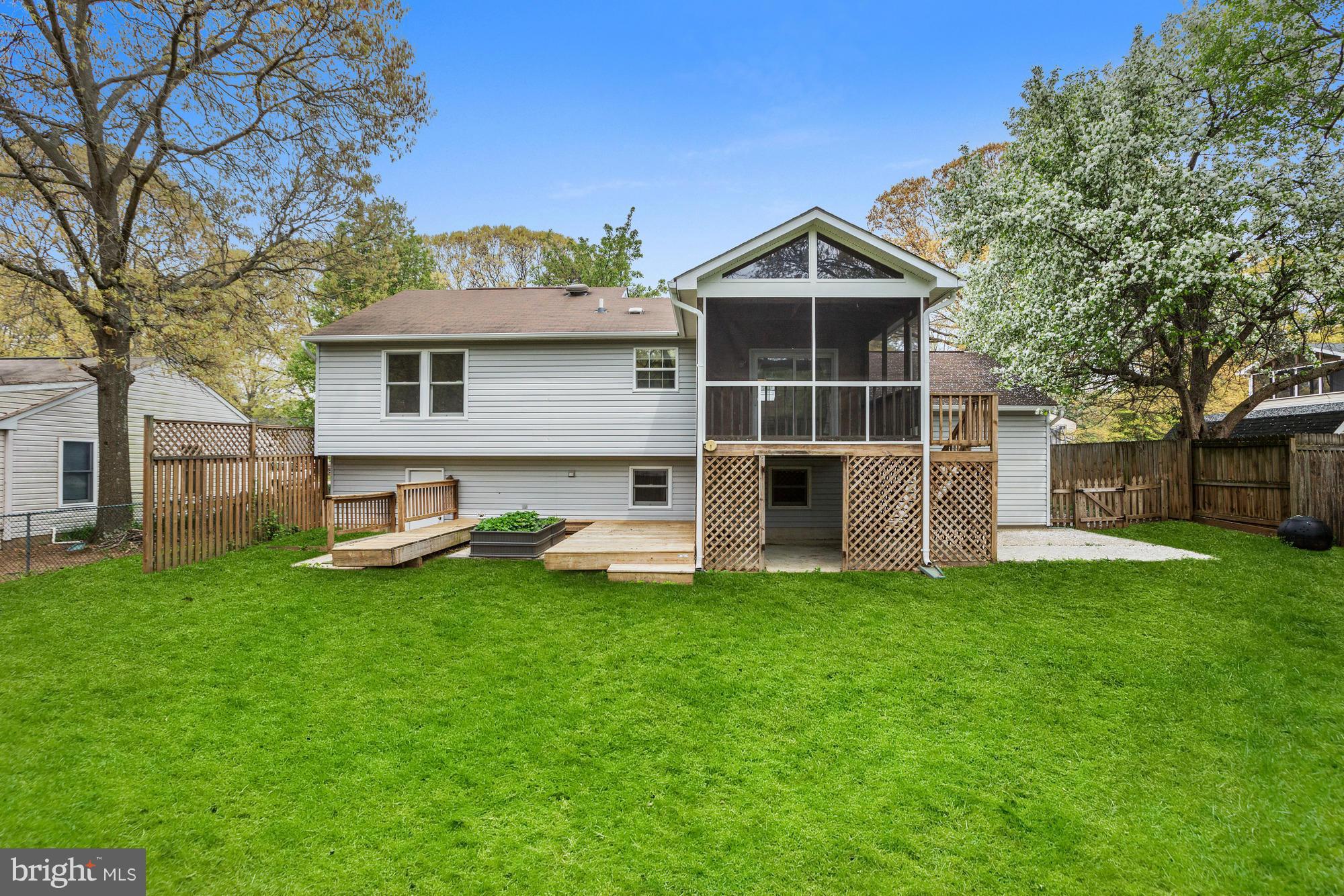 CAPE ST CLAIRE - Residential