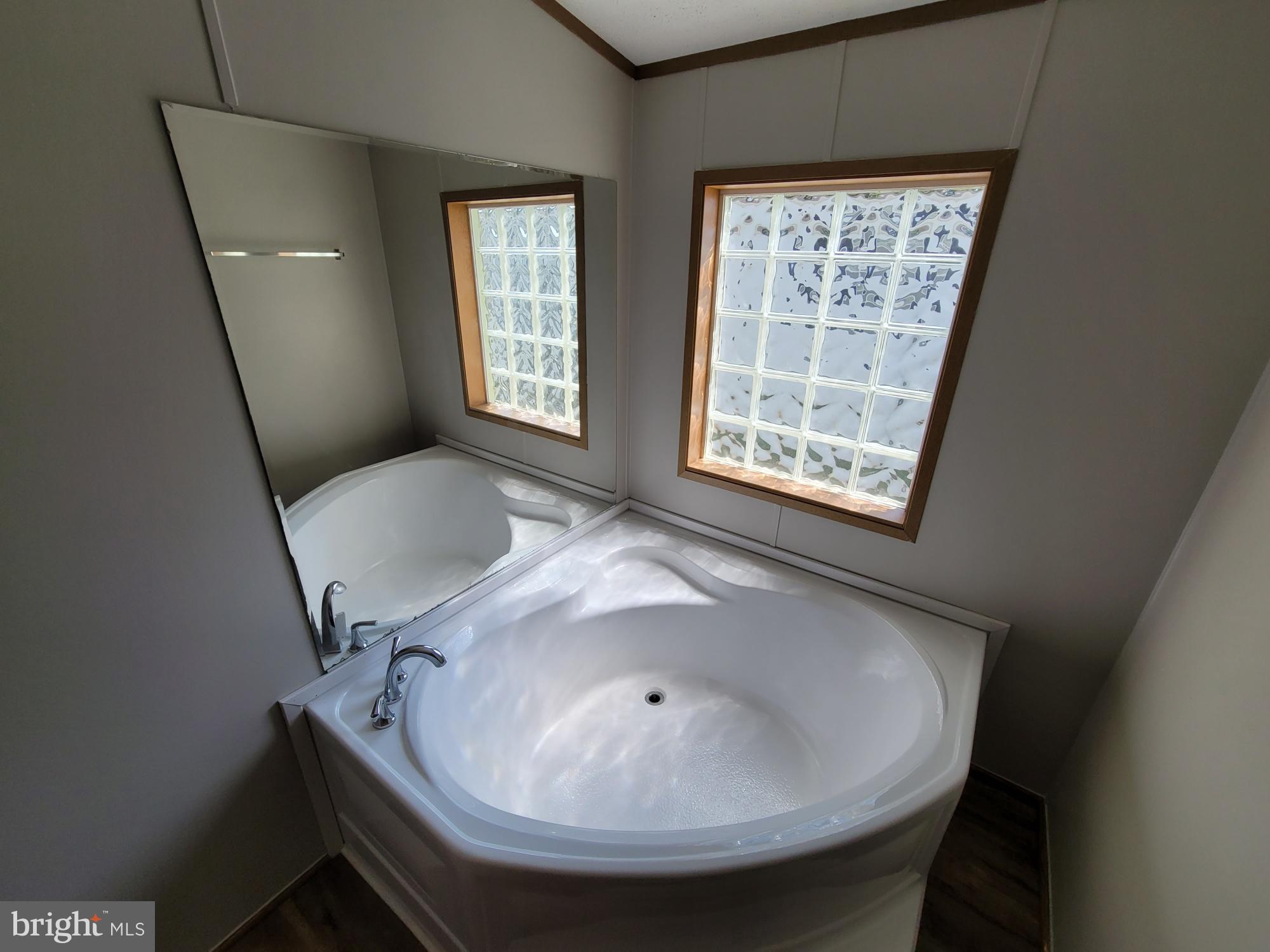 BOONES ESTATES - Residential