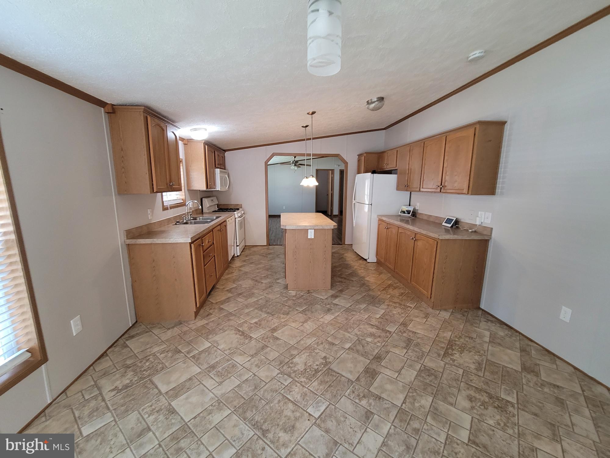 BOONES ESTATES - Residential