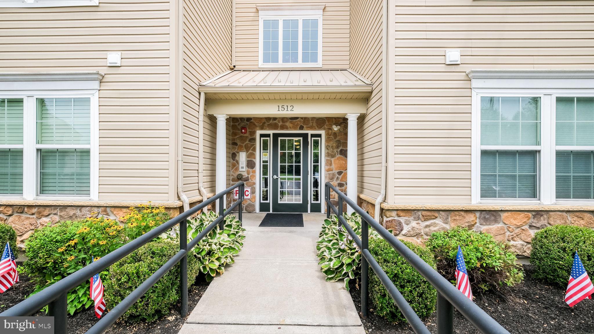 1512 MOORE 103