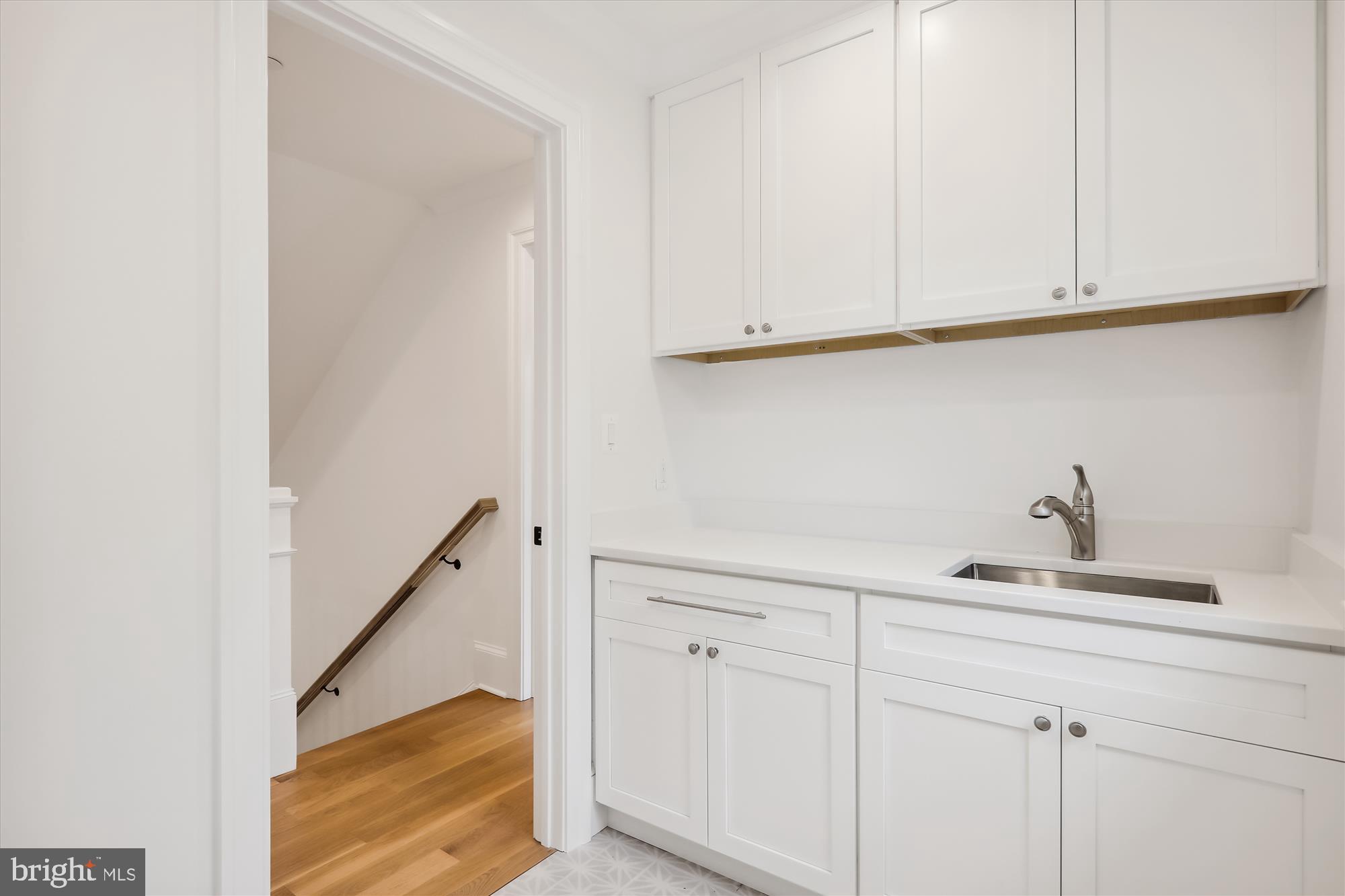 GLENBROOK KNOLLS - Residential