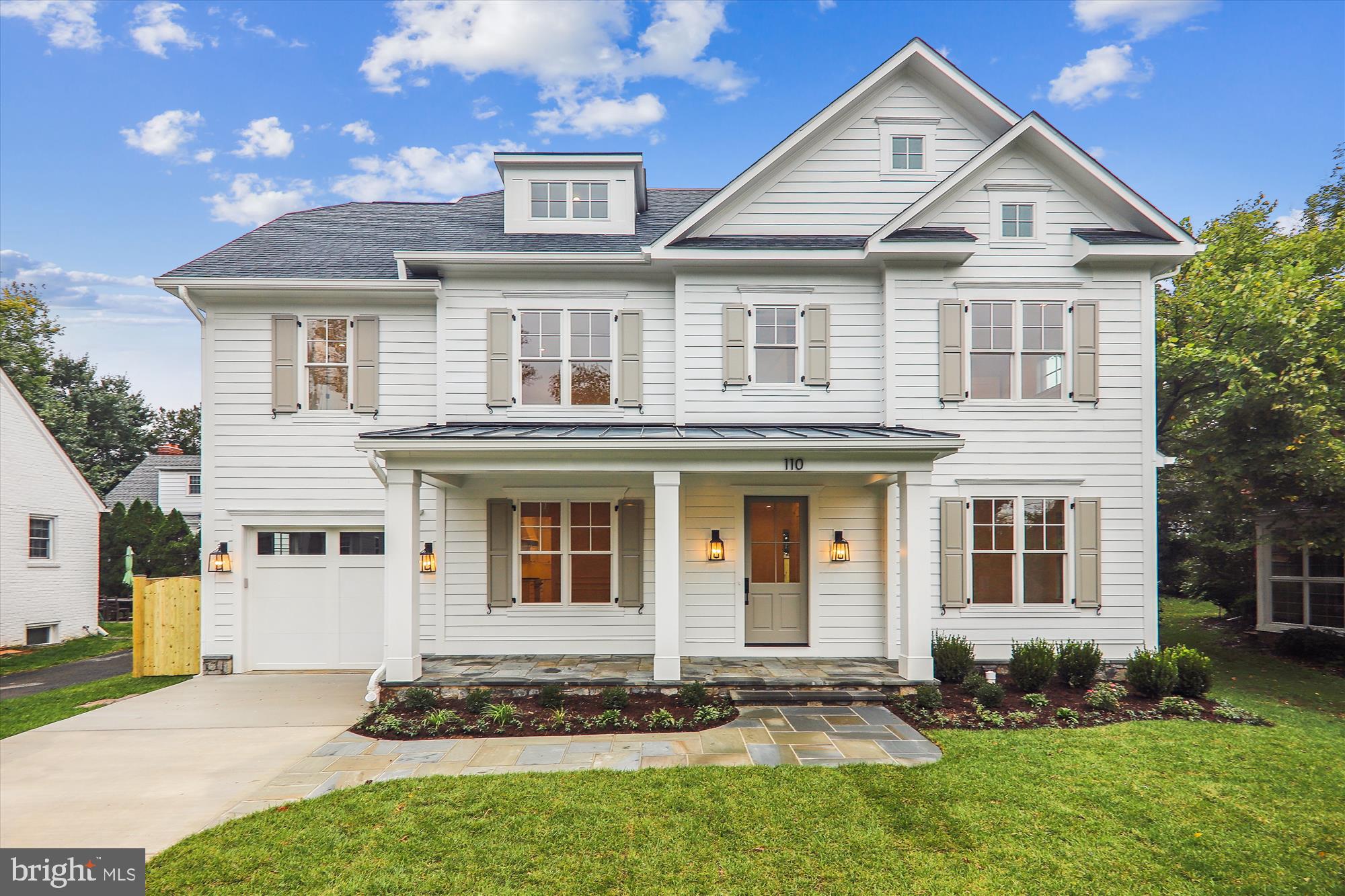 GLENBROOK KNOLLS - Residential