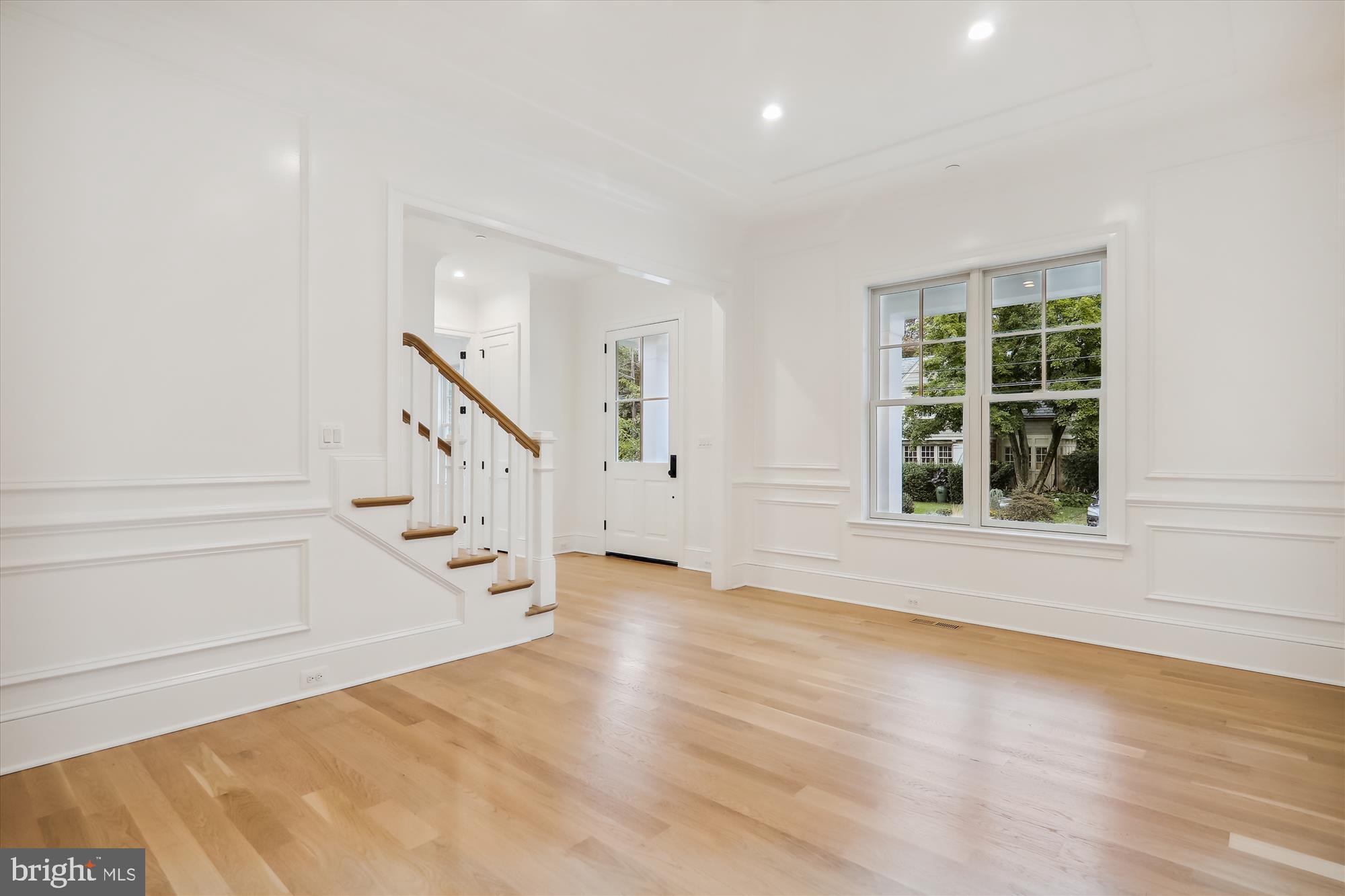 GLENBROOK KNOLLS - Residential