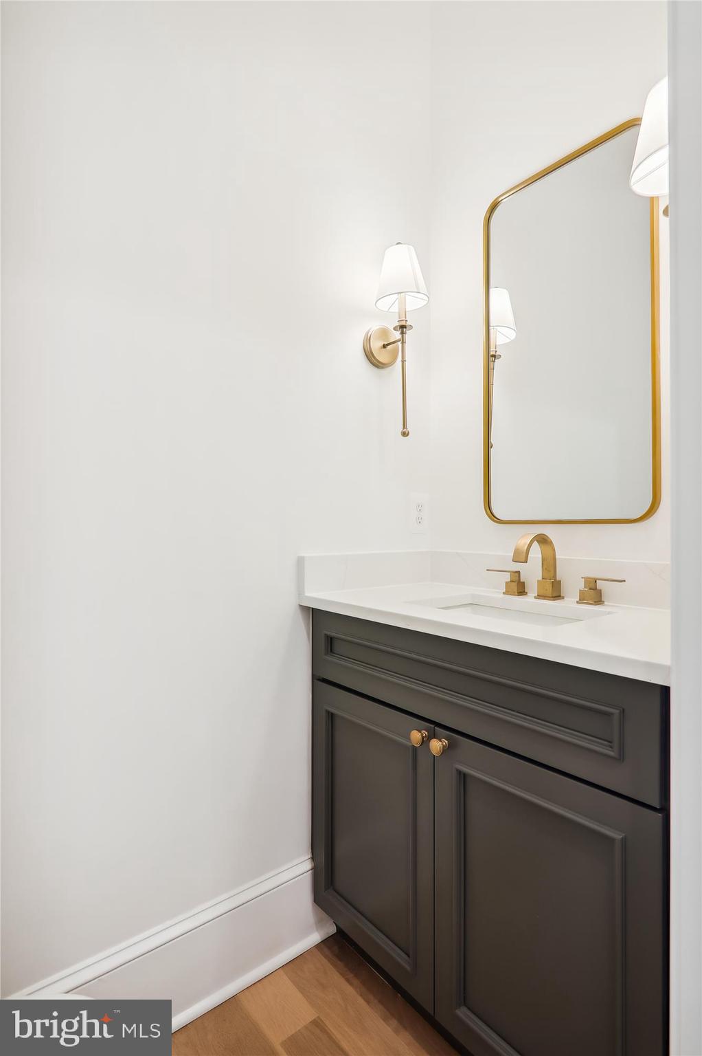 GLENBROOK KNOLLS - Residential