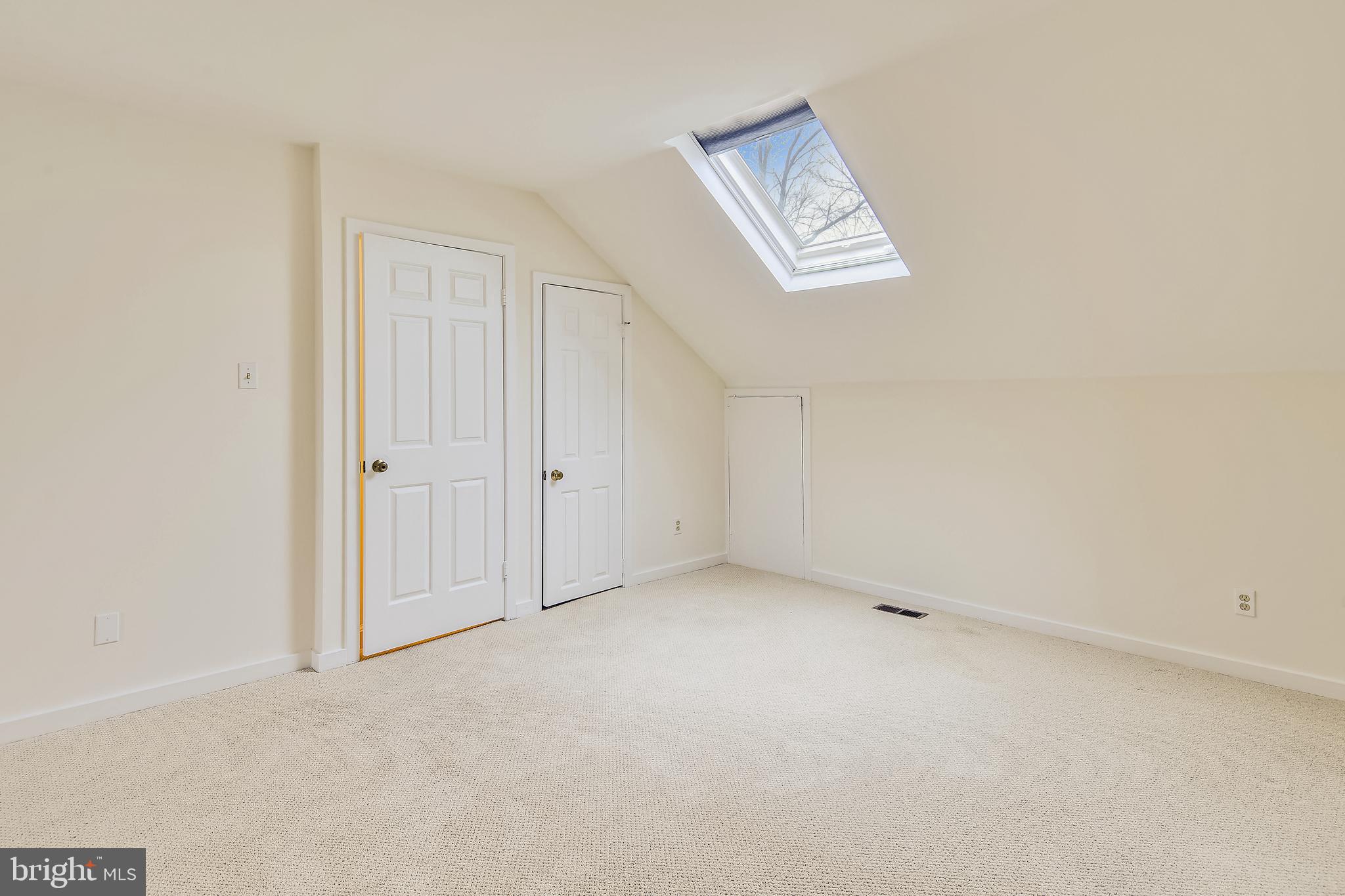 BRENTON/DEL RAY - Residential Lease