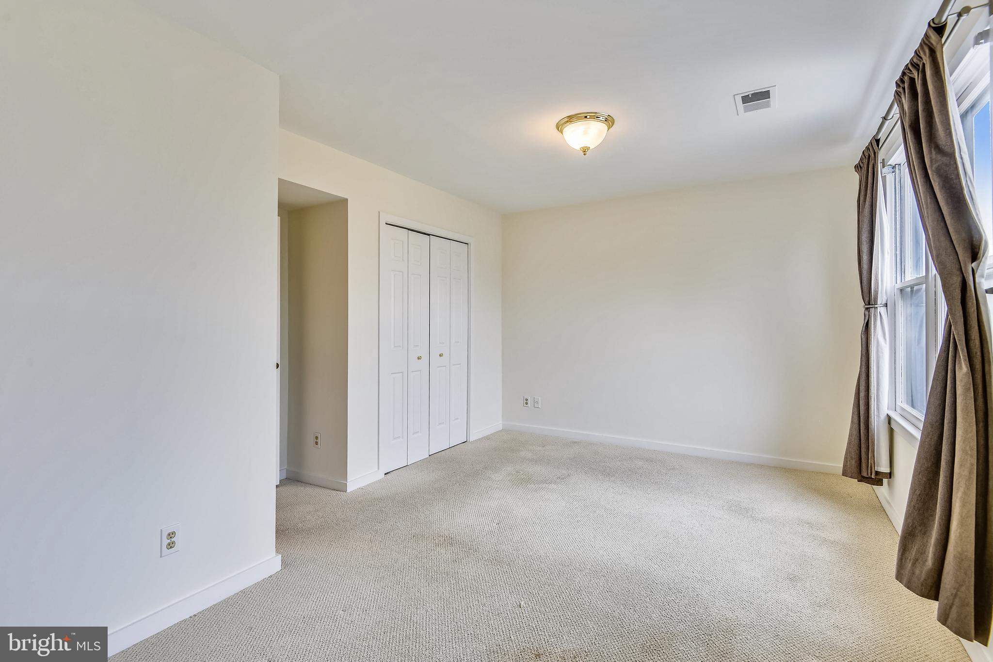 BRENTON/DEL RAY - Residential Lease