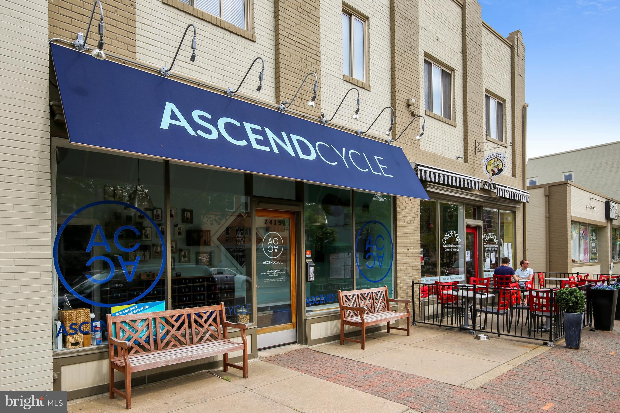 BRENTON/DEL RAY - Residential Lease