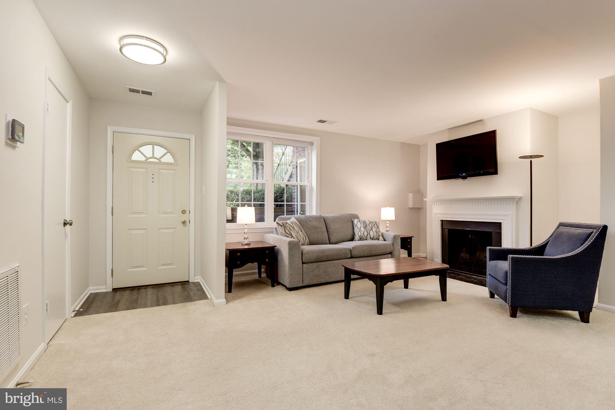 WOODWALK - Residential