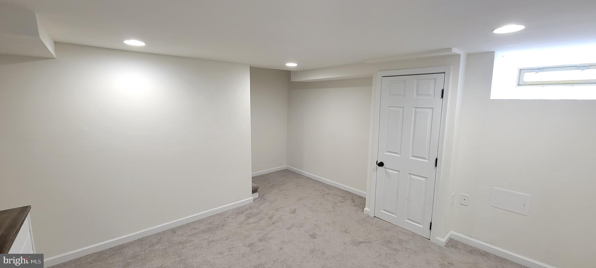 MERRITT HOMES - Residential Lease