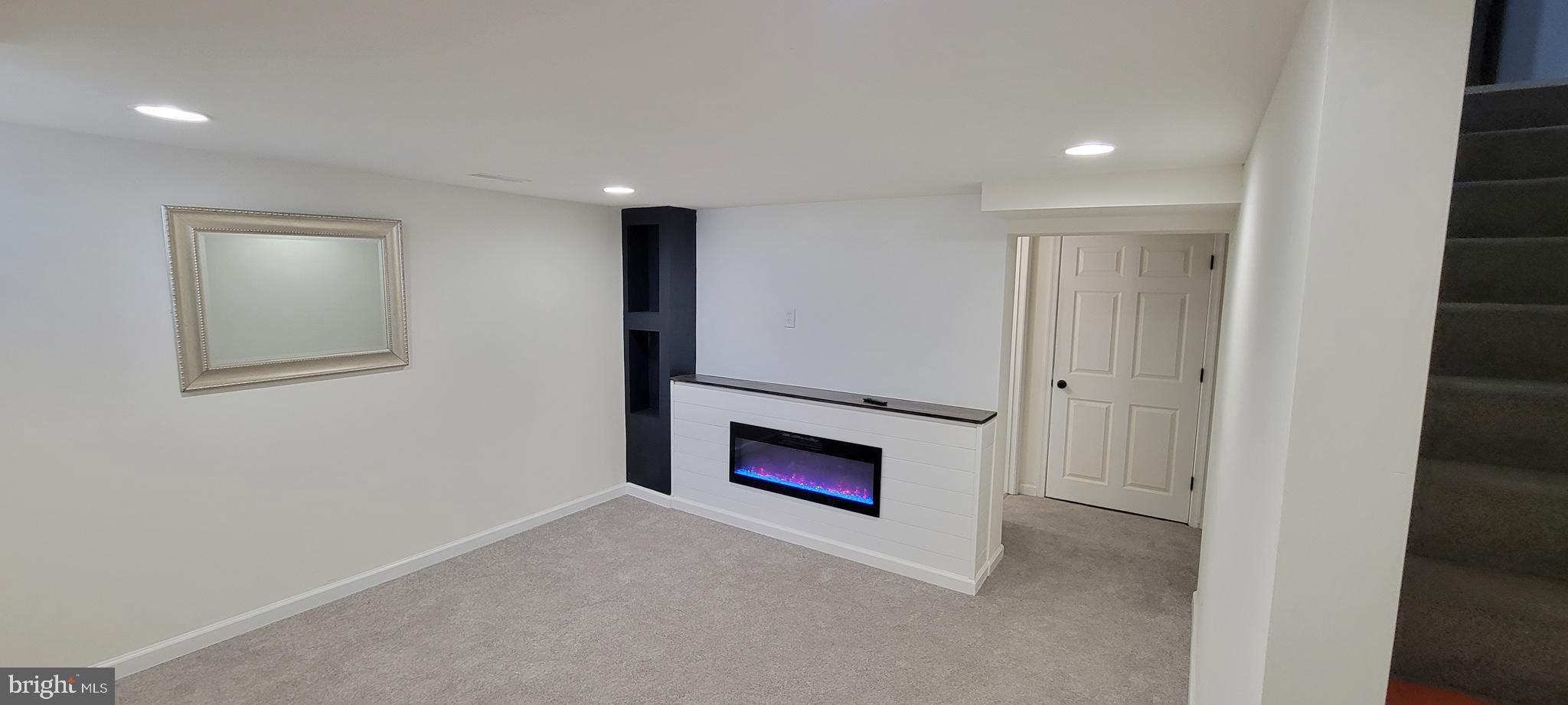 MERRITT HOMES - Residential Lease