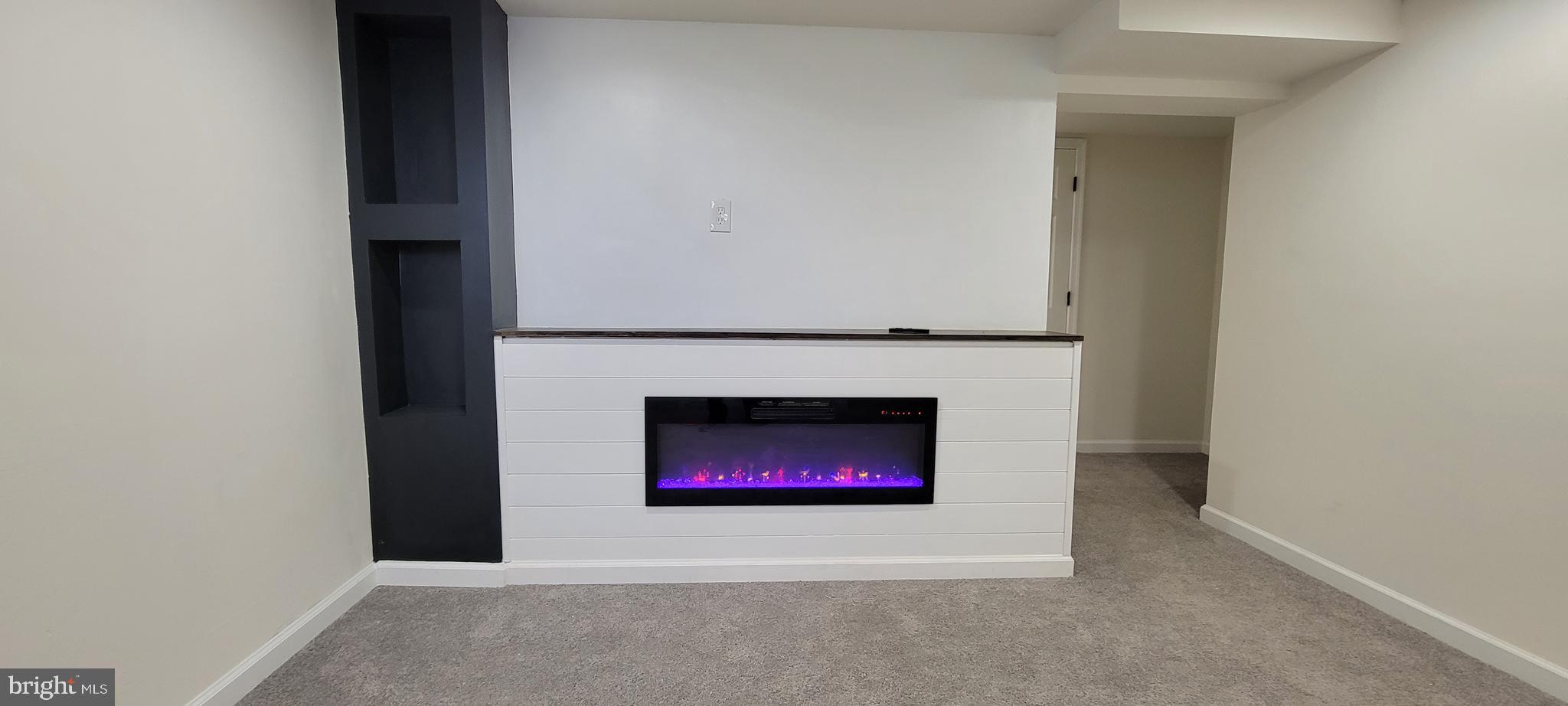 MERRITT HOMES - Residential Lease