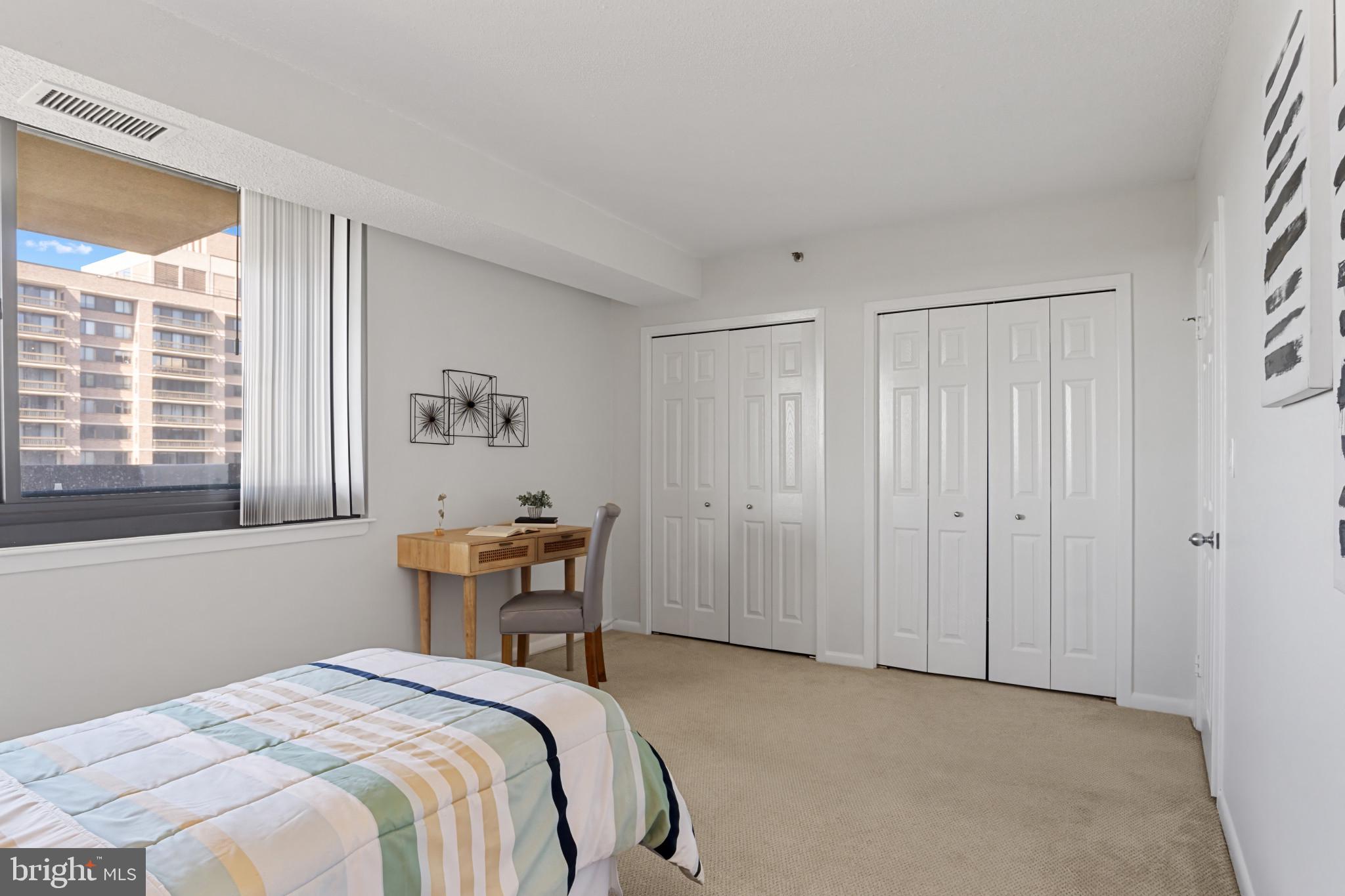 SKYLINE SQUARE CONDO - Residential