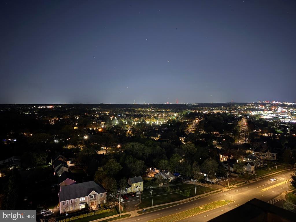 SKYLINE SQUARE CONDO - Residential