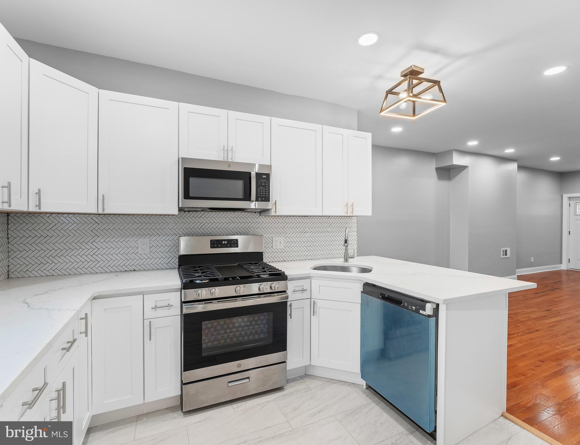 COBBS CREEK - Residential