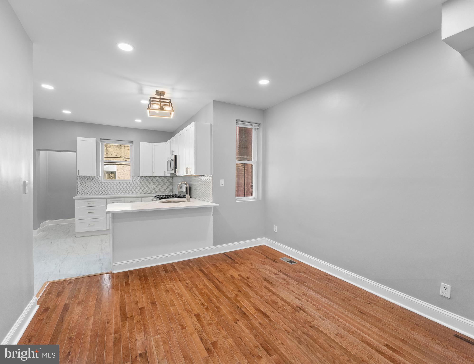 COBBS CREEK - Residential