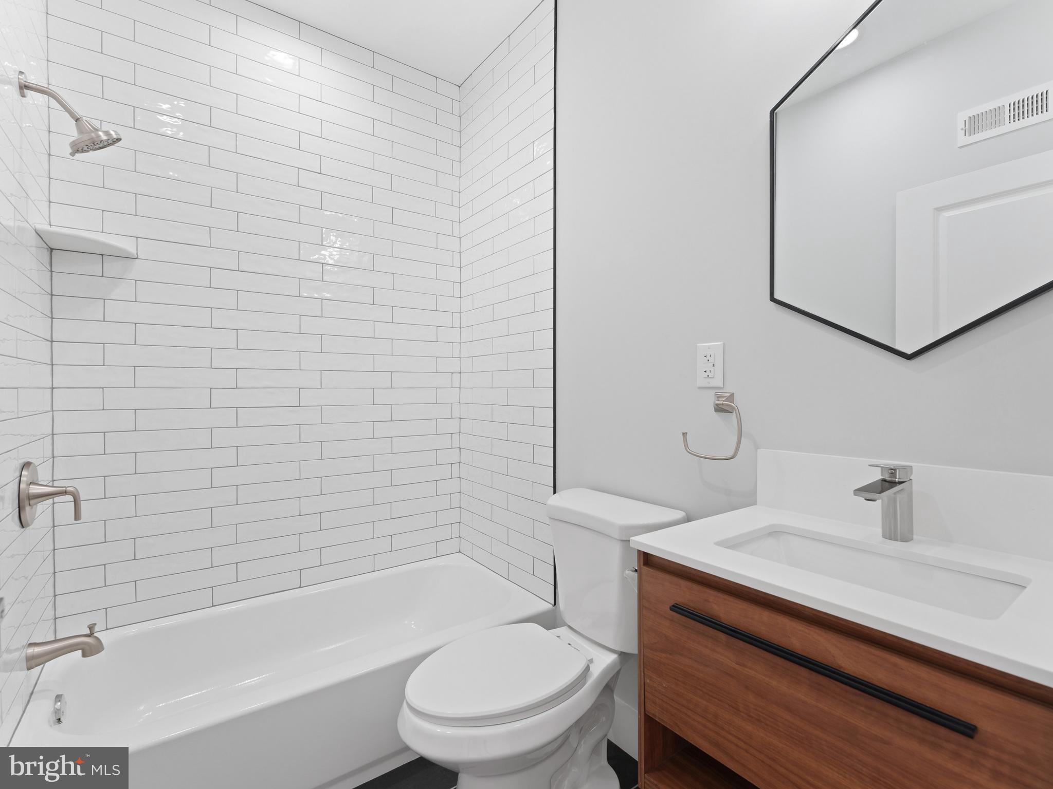 OVERBROOK - Residential Lease