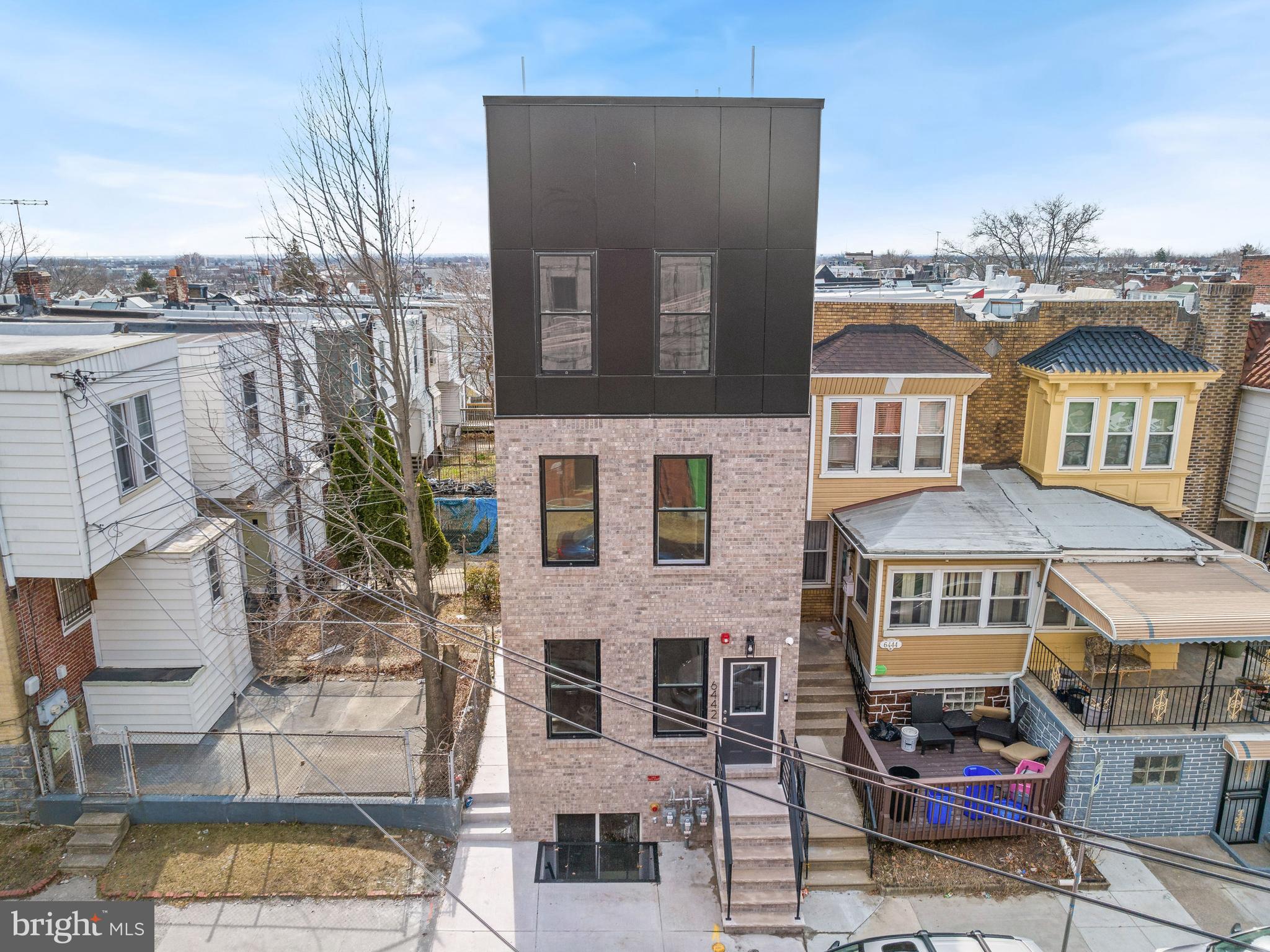 OVERBROOK - Residential Lease